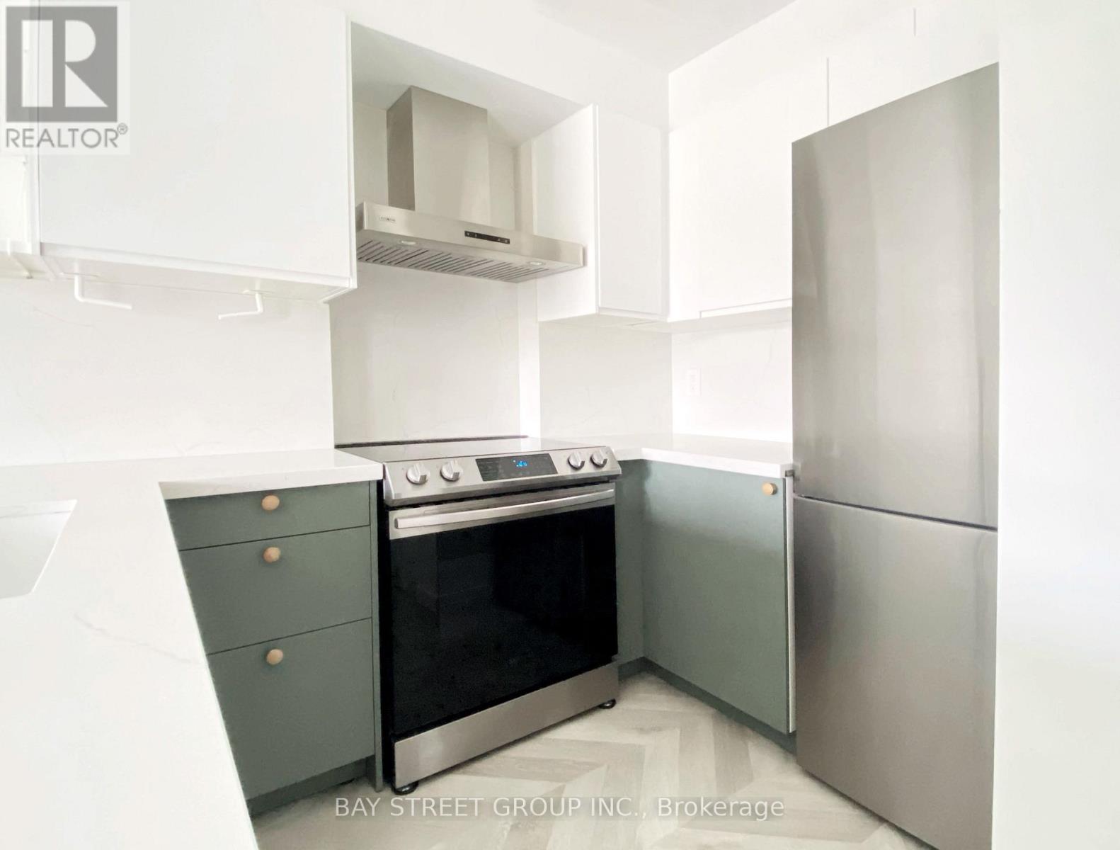402 - 140 Bathurst Street, Toronto, Ontario  M5V 3N8 - Photo 4 - C13700158