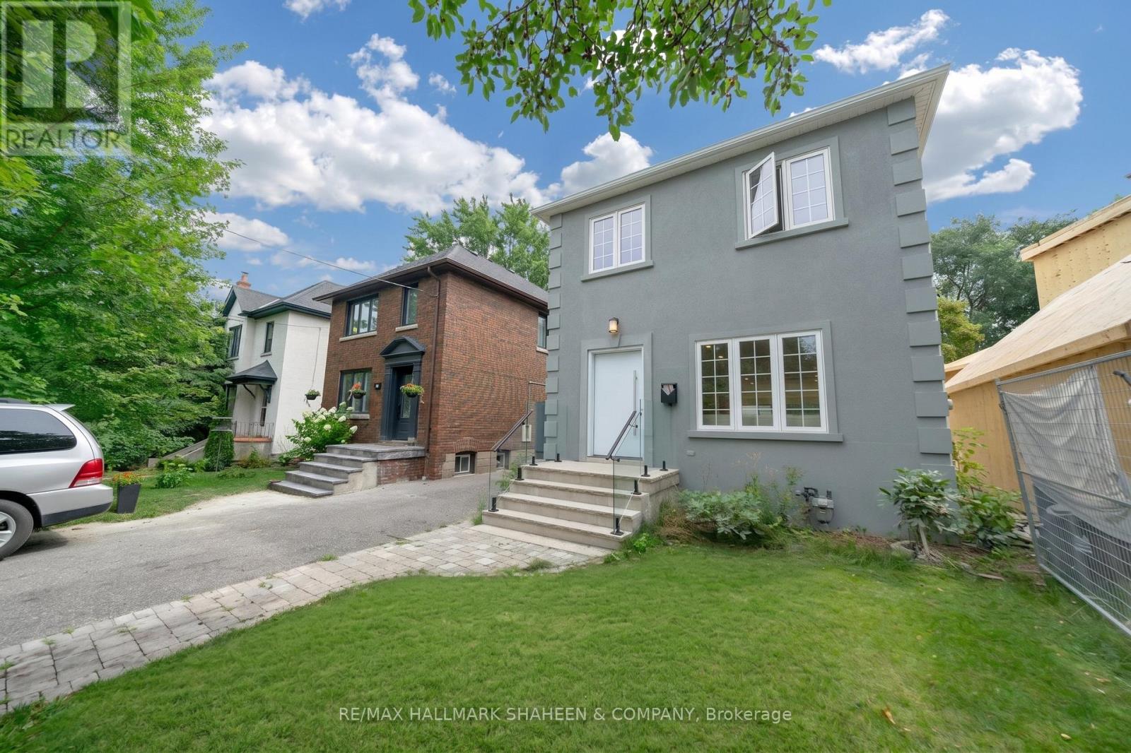 207 Sutherland Drive, Toronto, Ontario  M4G 1J1 - Photo 1 - C13700220