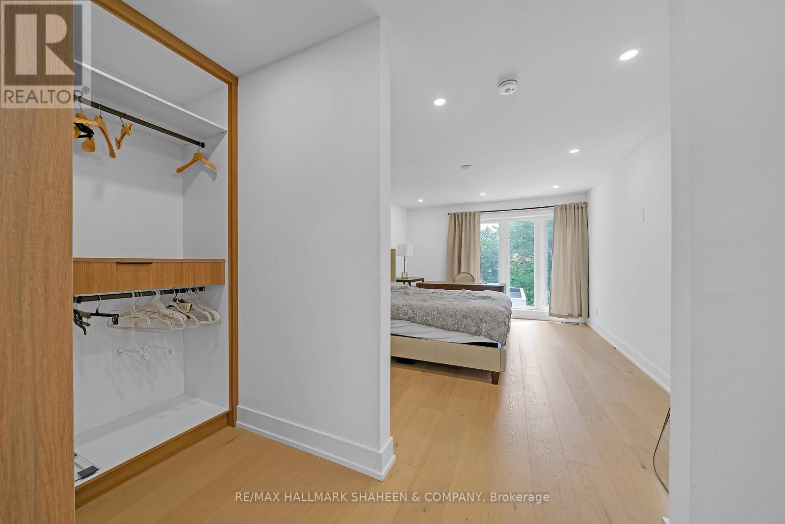 207 Sutherland Drive, Toronto, Ontario  M4G 1J1 - Photo 20 - C13700220