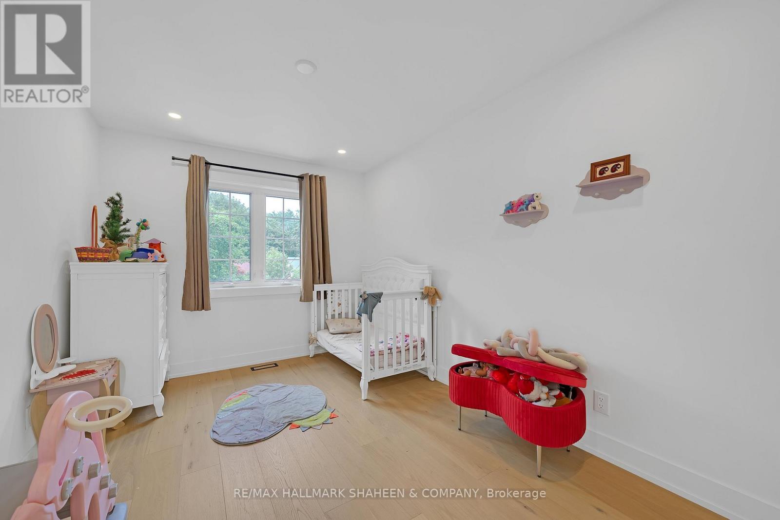207 Sutherland Drive, Toronto, Ontario  M4G 1J1 - Photo 31 - C13700220