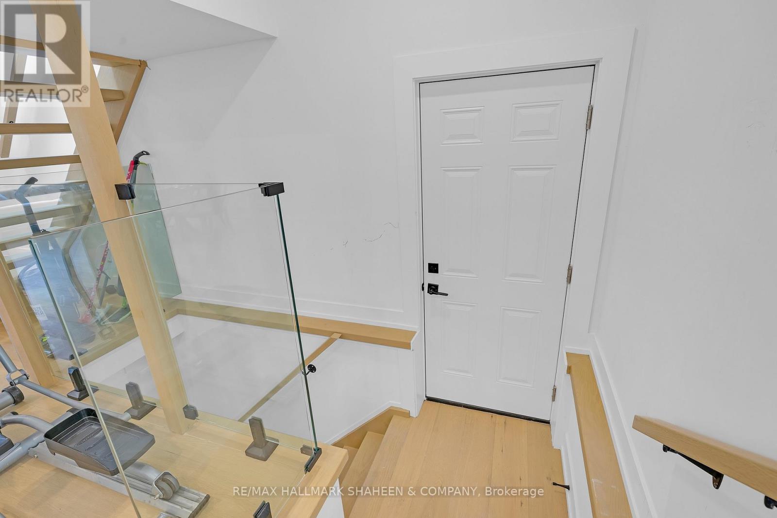 207 Sutherland Drive, Toronto, Ontario  M4G 1J1 - Photo 35 - C13700220
