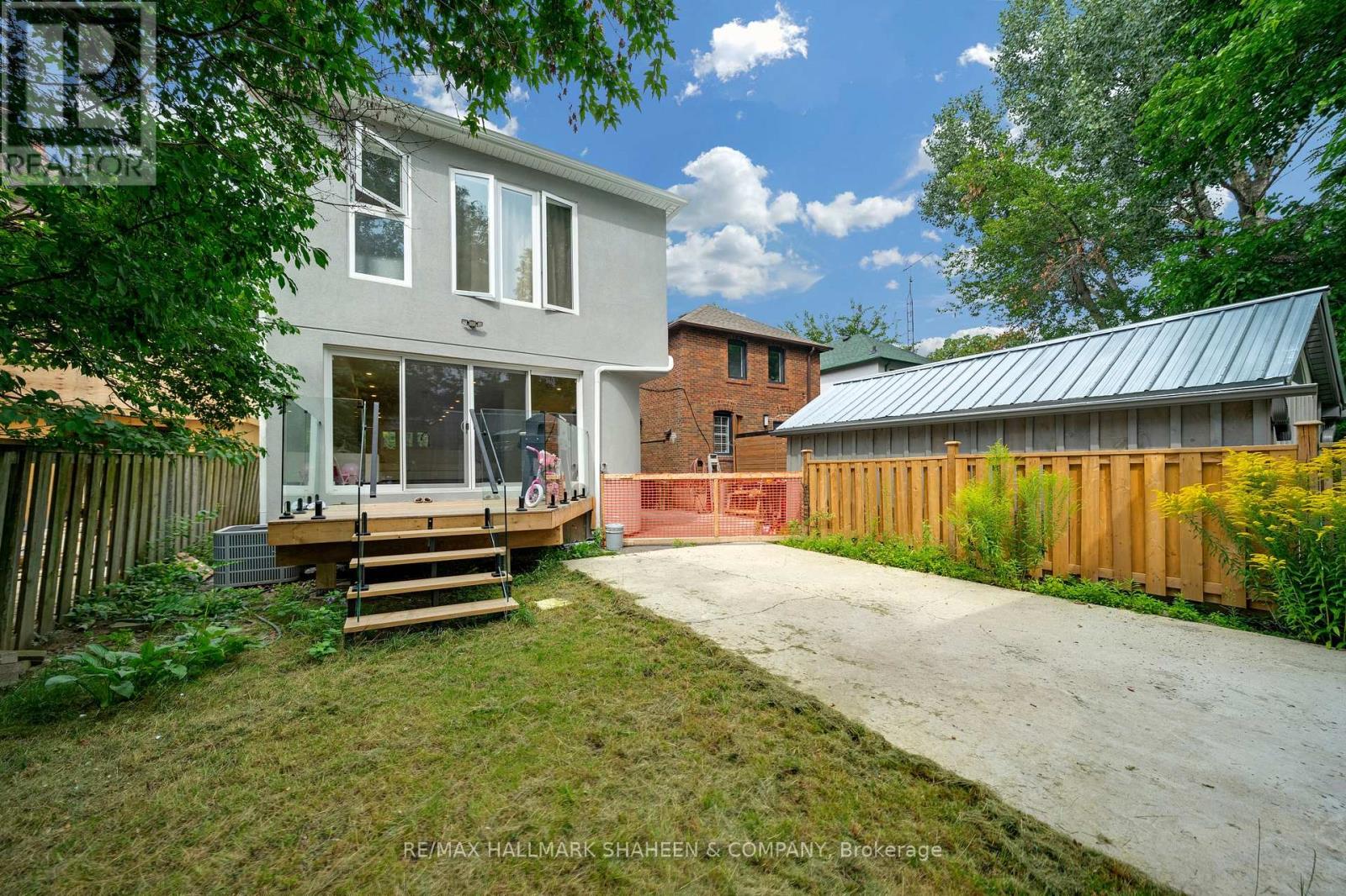 207 Sutherland Drive, Toronto, Ontario  M4G 1J1 - Photo 48 - C13700220