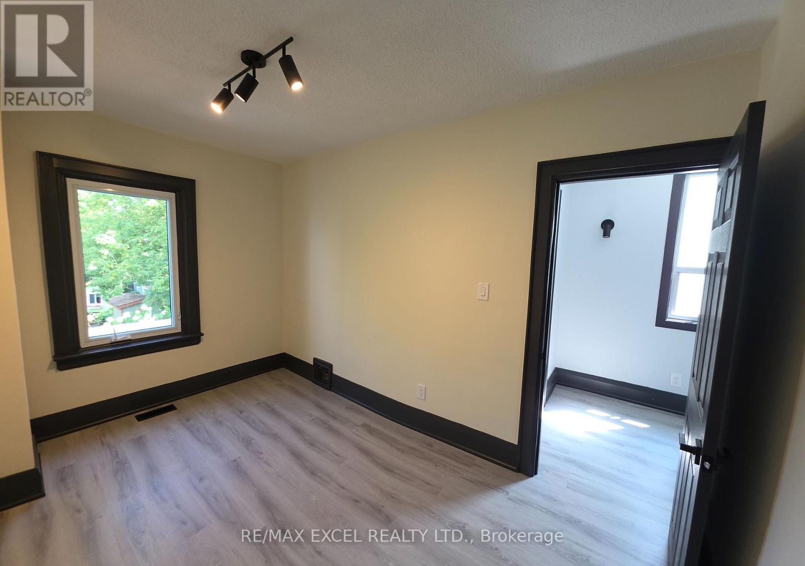 171 Langford Avenue, Toronto, Ontario  M4J 3E7 - Photo 24 - E13700166