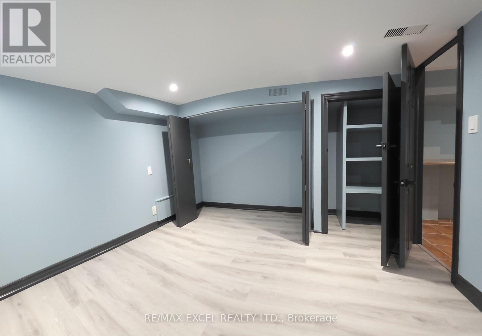 171 Langford Avenue, Toronto, Ontario  M4J 3E7 - Photo 33 - E13700166