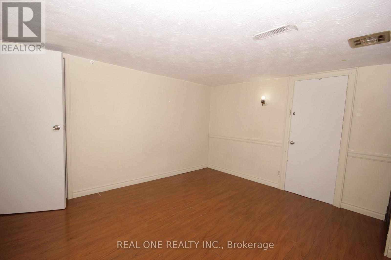 157 Shropshire Drive, Toronto, Ontario  M1P 1Z6 - Photo 18 - E13700188