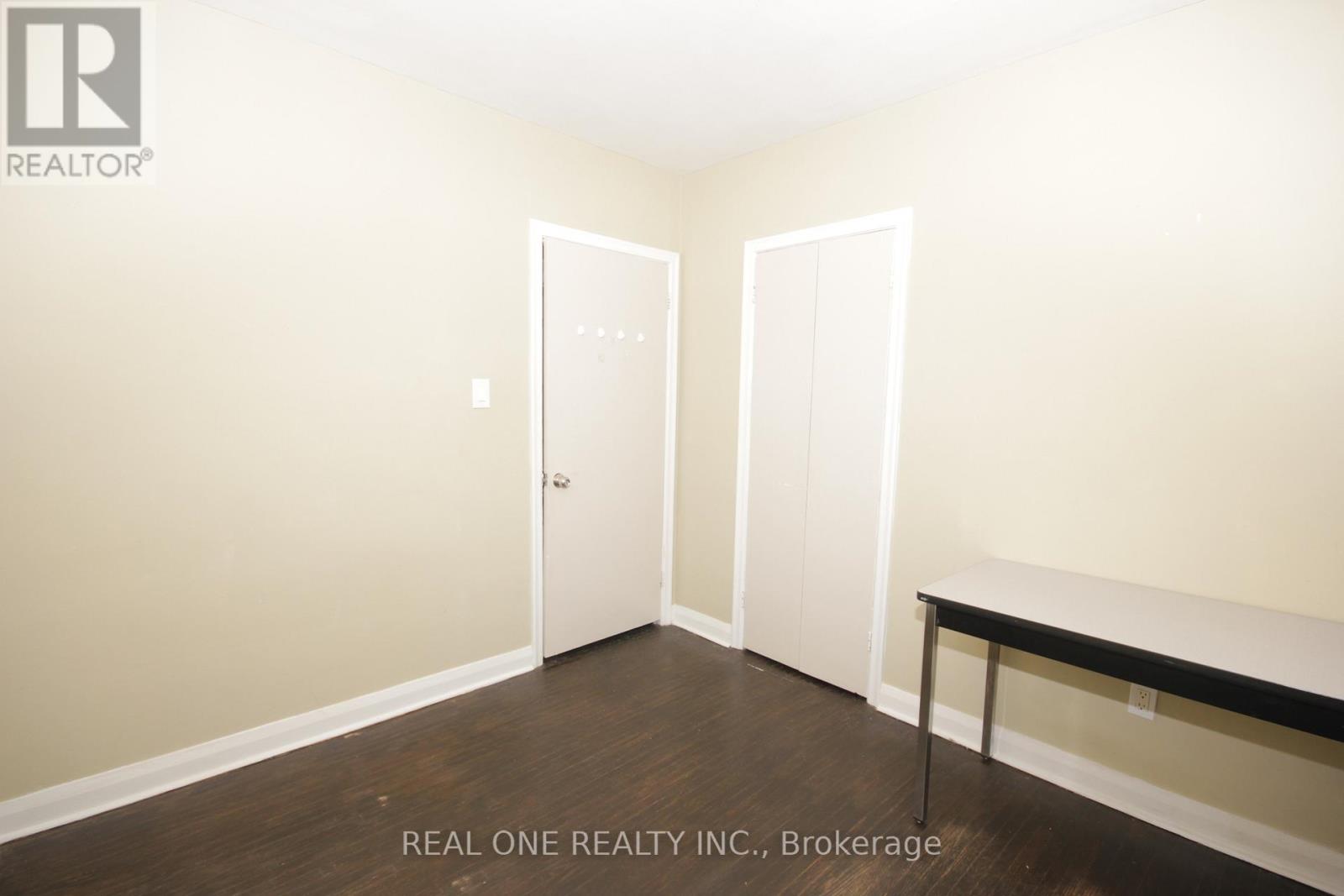 157 Shropshire Drive, Toronto, Ontario  M1P 1Z6 - Photo 9 - E13700188