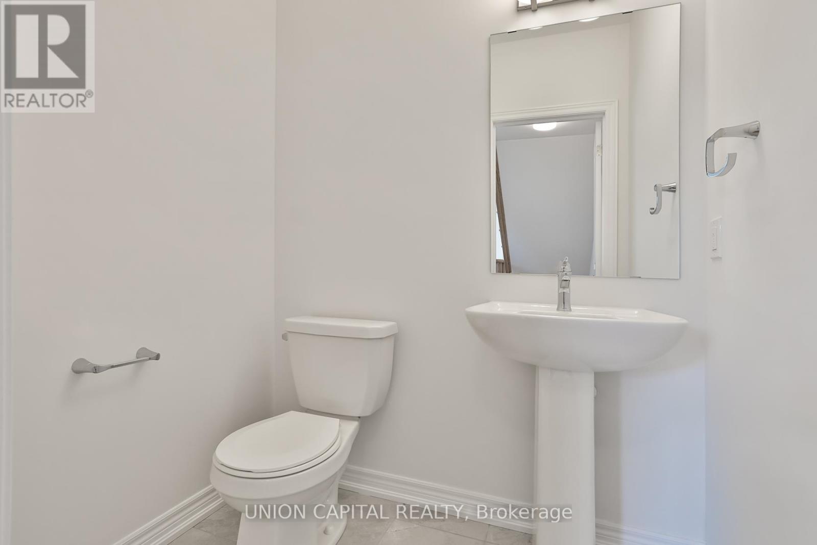 83 Sorbara Way, Whitby, Ontario  L1M 2L1 - Photo 14 - E13700260