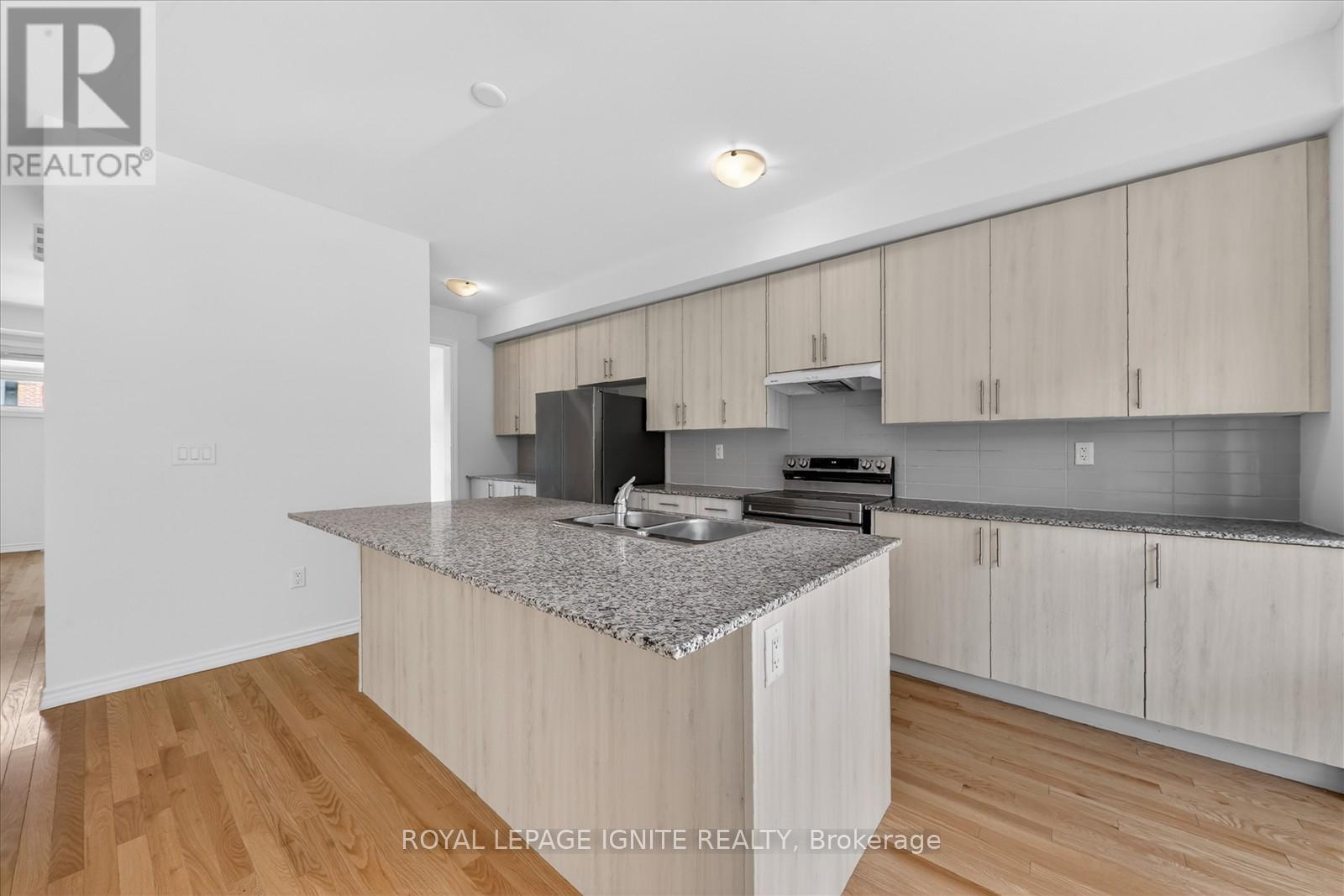 516 Danks Ridge Drive, Ajax, Ontario  L1S 0H4 - Photo 16 - E13700266