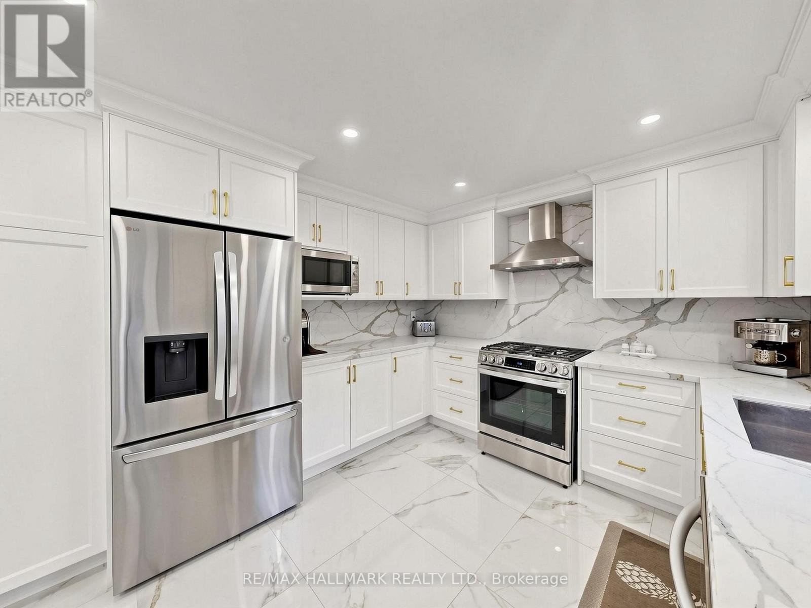 58 Marchwood Crescent, Richmond Hill (Harding), Ontario  L4C 8M4 - Photo 11 - N13700228