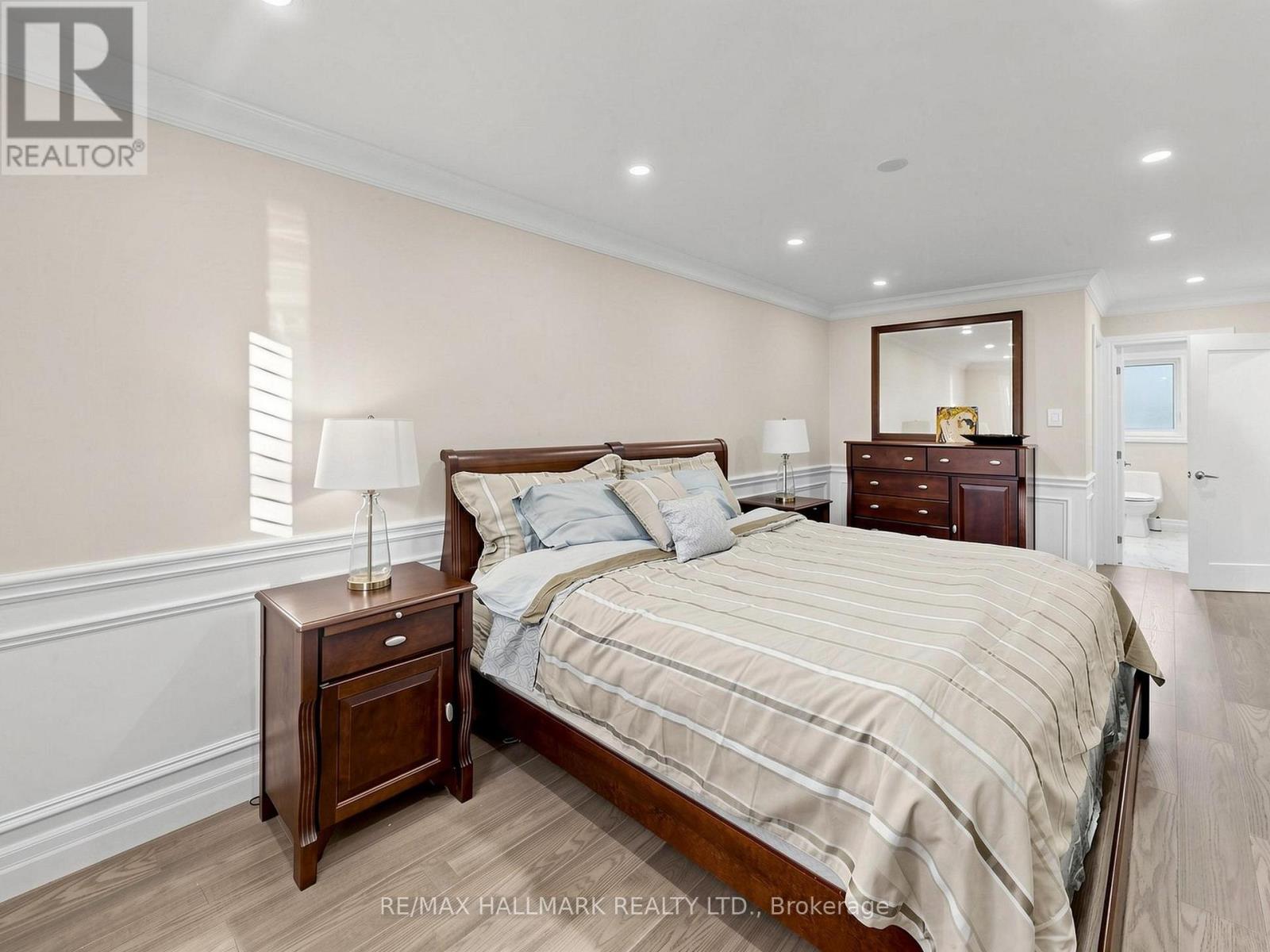 58 Marchwood Crescent, Richmond Hill (Harding), Ontario  L4C 8M4 - Photo 25 - N13700228