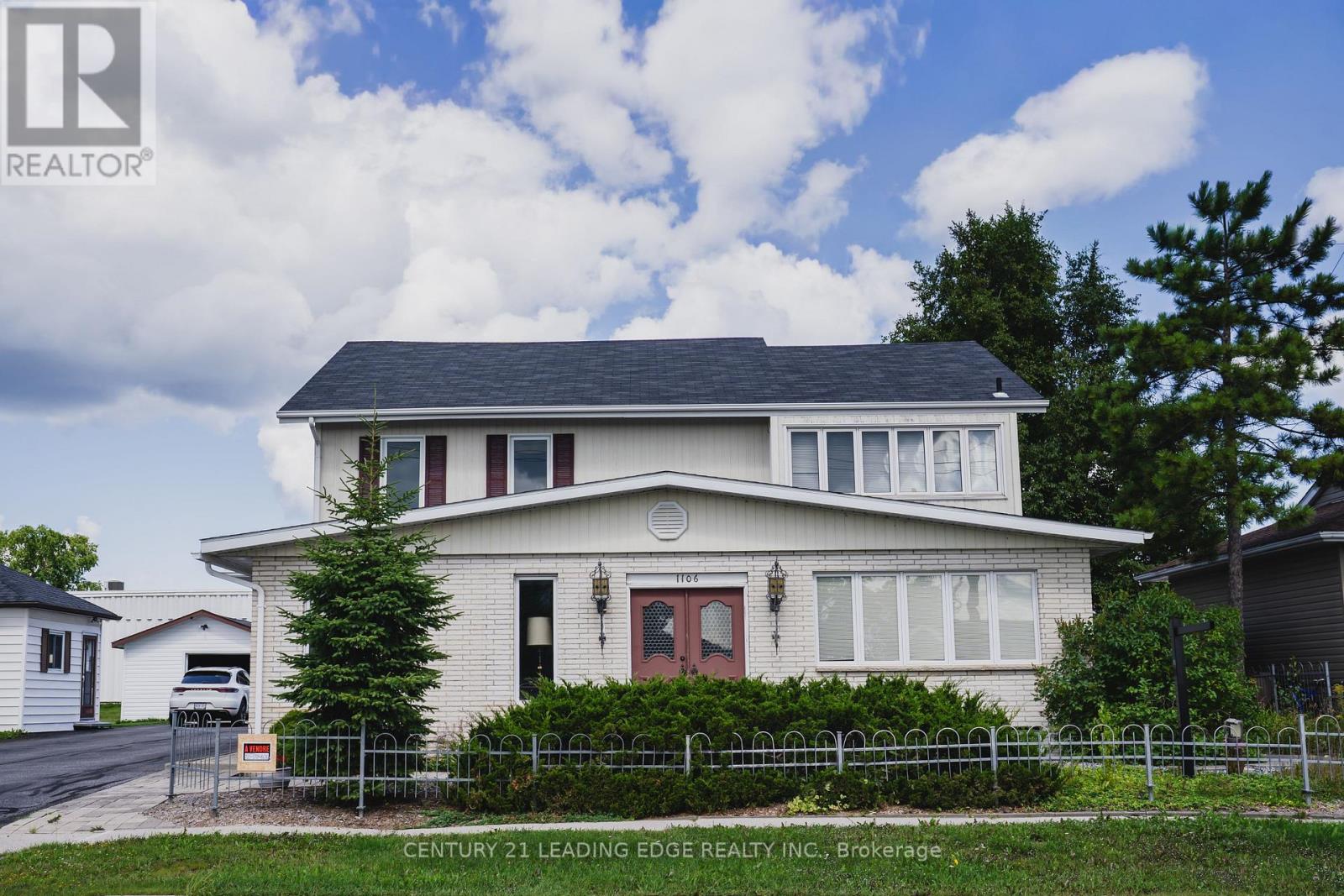 1106 PRINCE STREET, Hearst, Ontario
