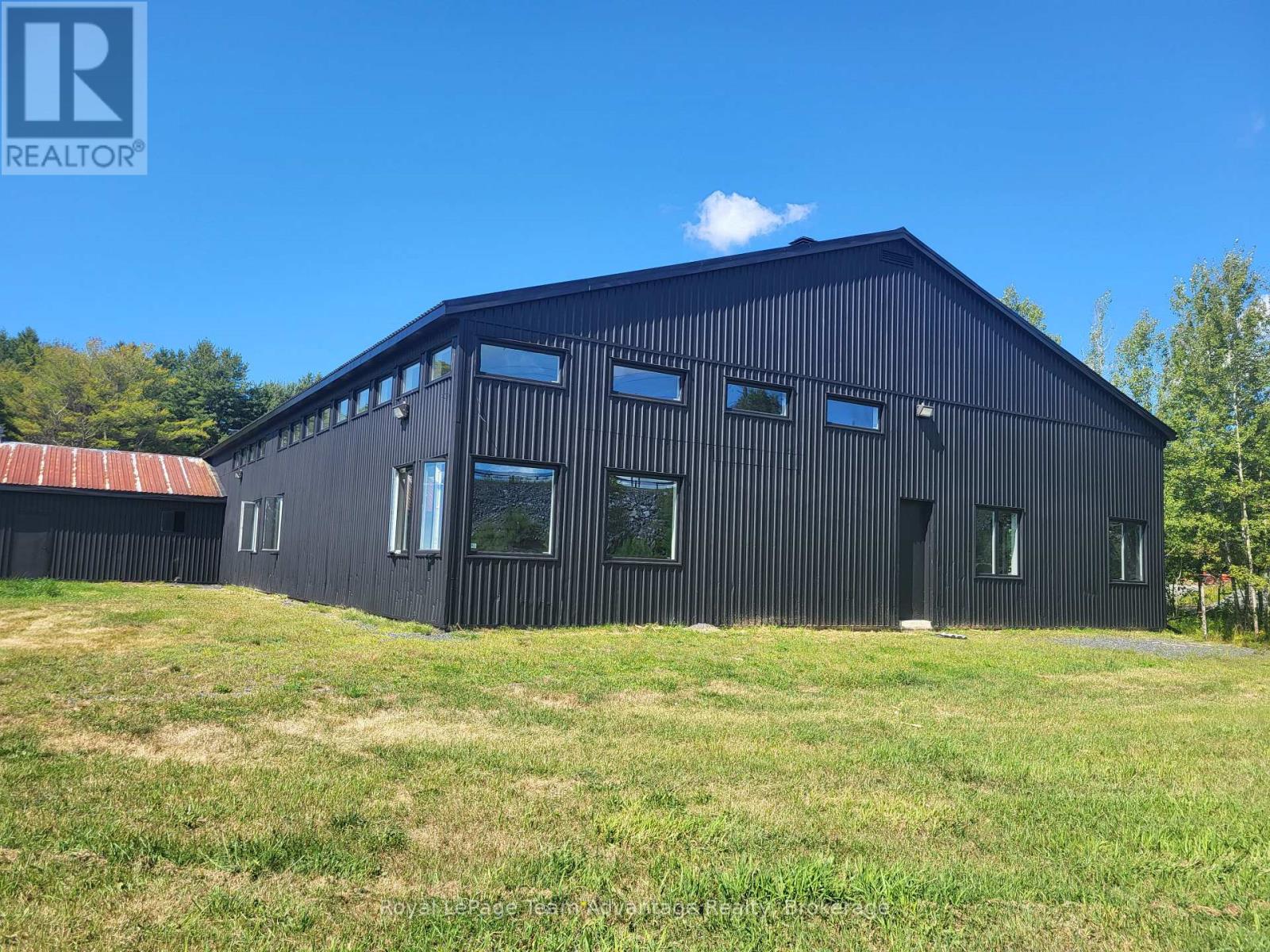 11 Municipal Drive, Mcdougall, Ontario  P2A 2W9 - Photo 3 - X13700250