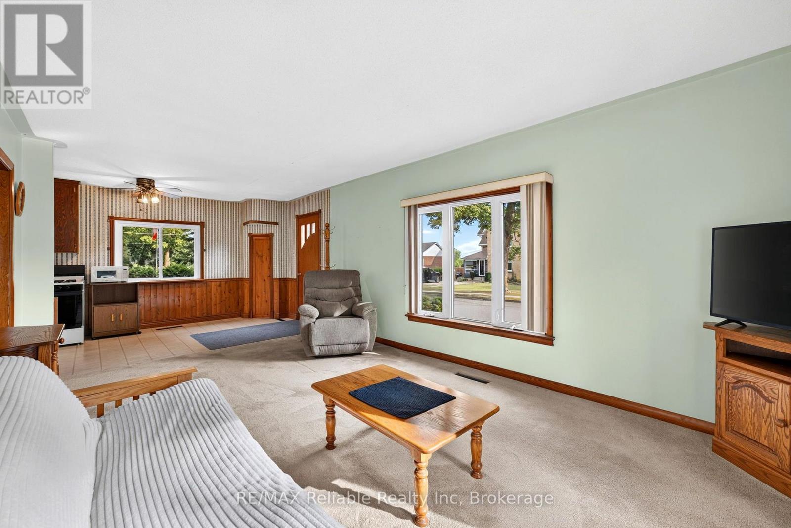 137 James Street, Huron East, Ontario  N0K 1W0 - Photo 12 - X13700262