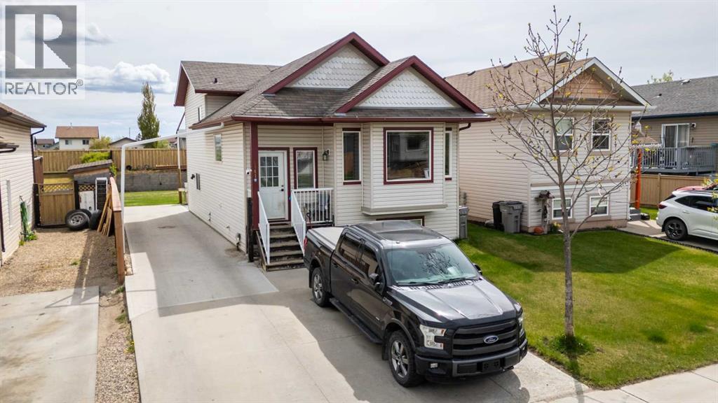8841 69 Avenue, Grande Prairie, Alberta  T8X 0C1 - Photo 2 - A2330323