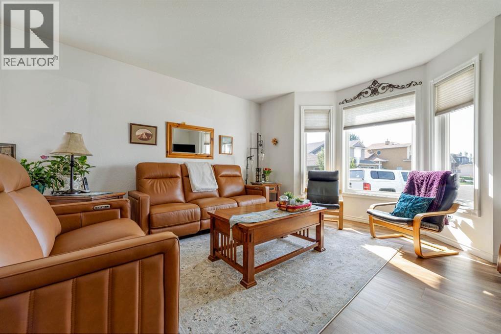 21 Aspen Place, Coalhurst, Alberta  T0L 0V0 - Photo 5 - A2339158