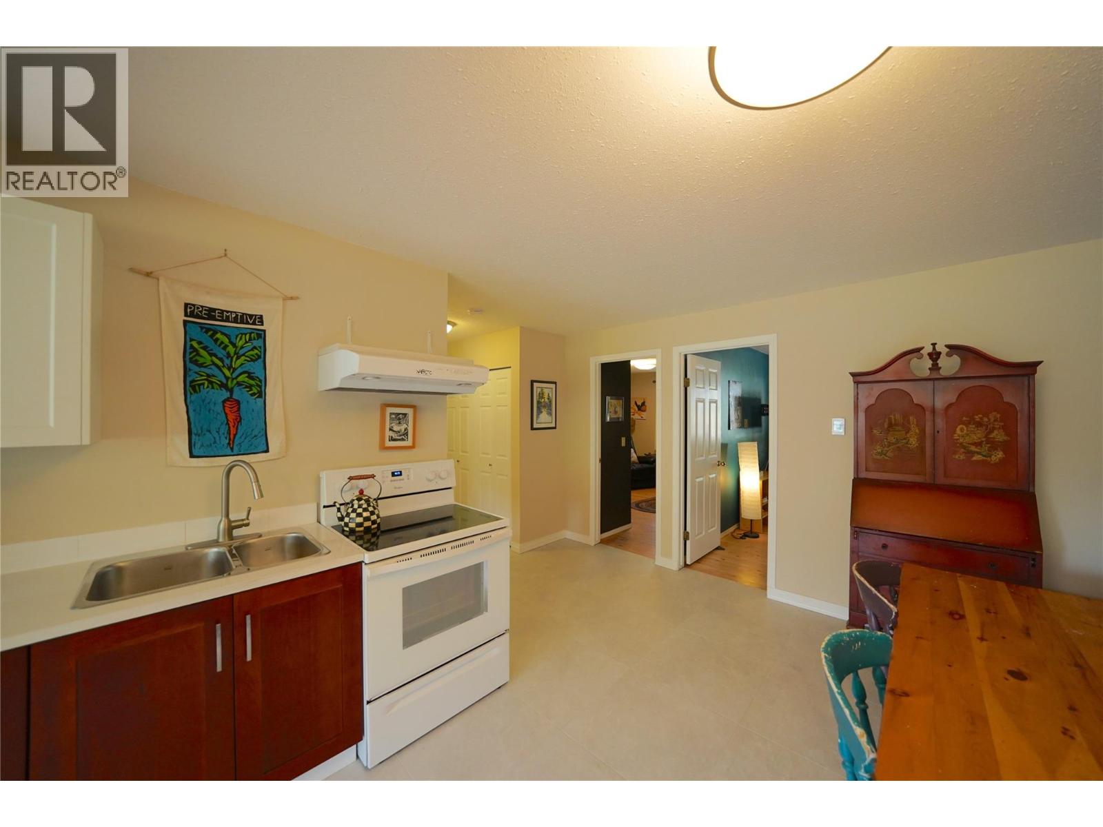 2774 Waite Road, Nelson, British Columbia  V1L 6K9 - Photo 53 - 10398108
