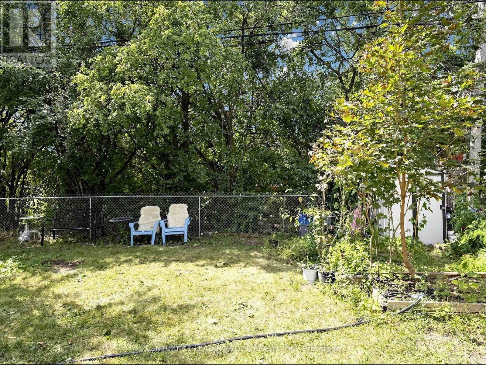 17 Tinton Crescent, Toronto, Ontario  M9V 2H9 - Photo 29 - W13700170