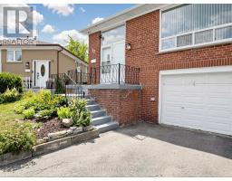 17 TINTON CRESCENT, Toronto, Ontario