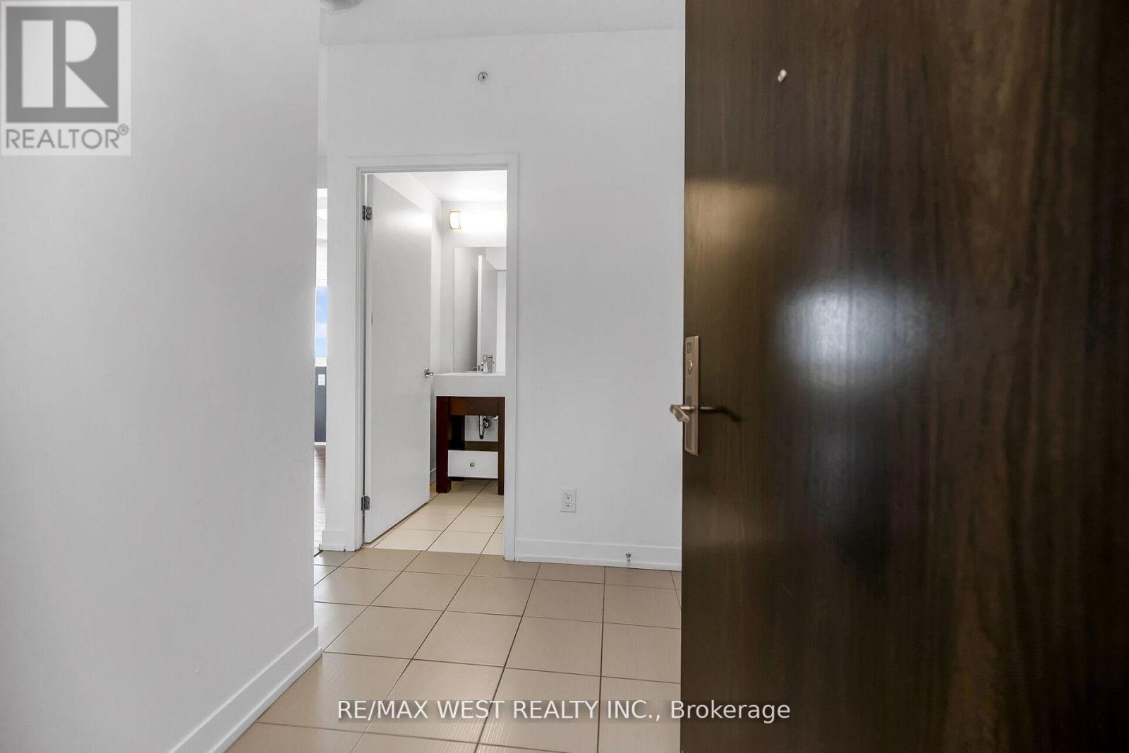1211 - 840 Queens Plate Drive, Toronto, Ontario  M9W 0E7 - Photo 13 - W13700194