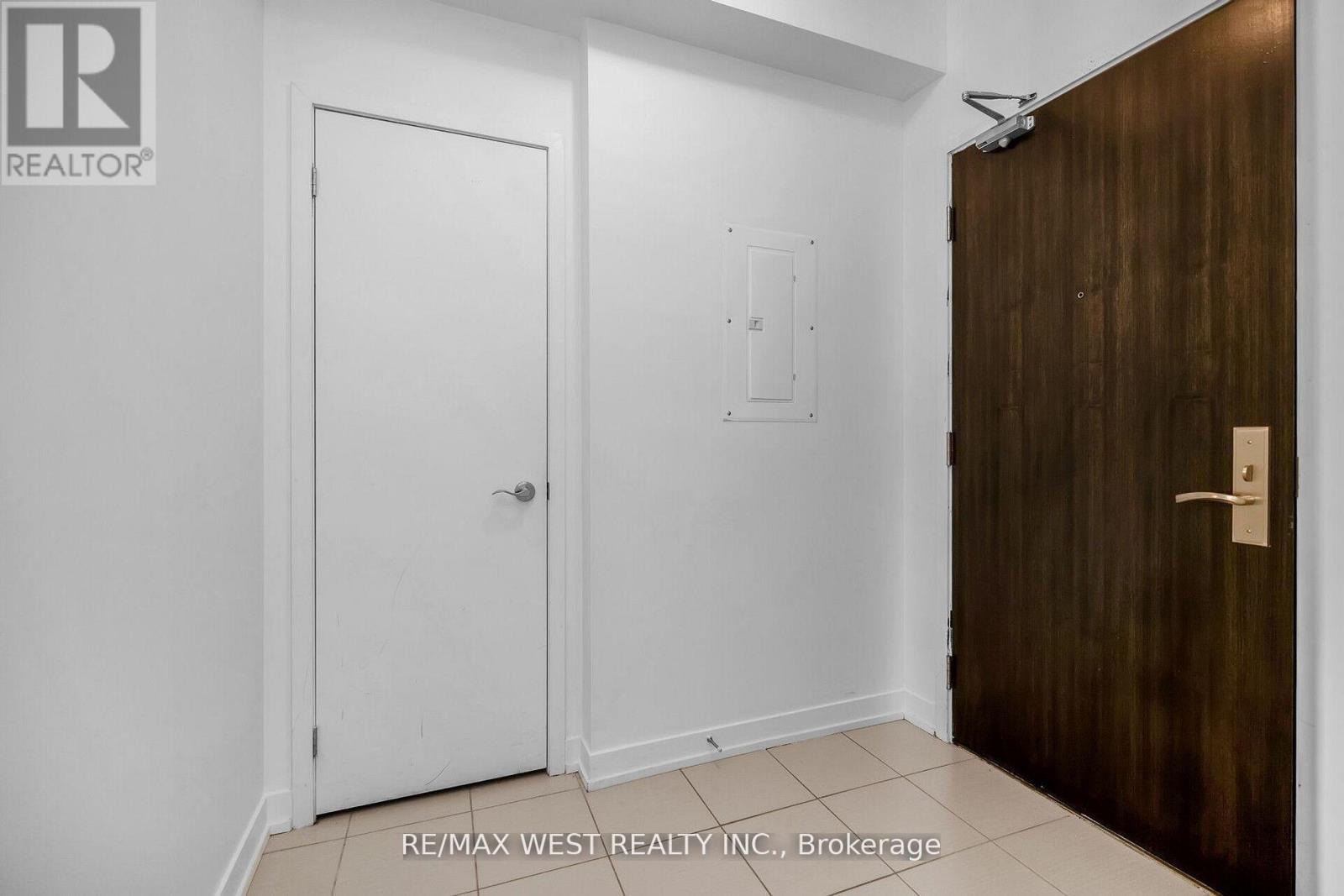 1211 - 840 Queens Plate Drive, Toronto, Ontario  M9W 0E7 - Photo 14 - W13700194