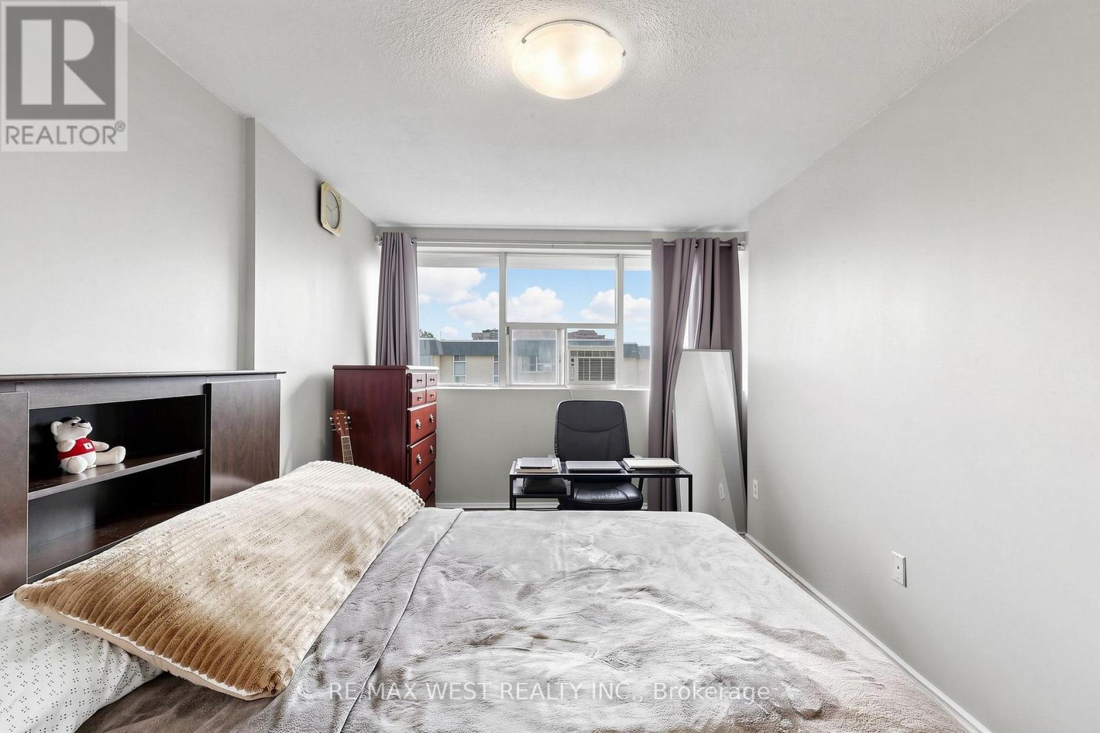 105 - 1624 Bloor Street, Mississauga, Ontario  L4X 2S2 - Photo 30 - W13700198