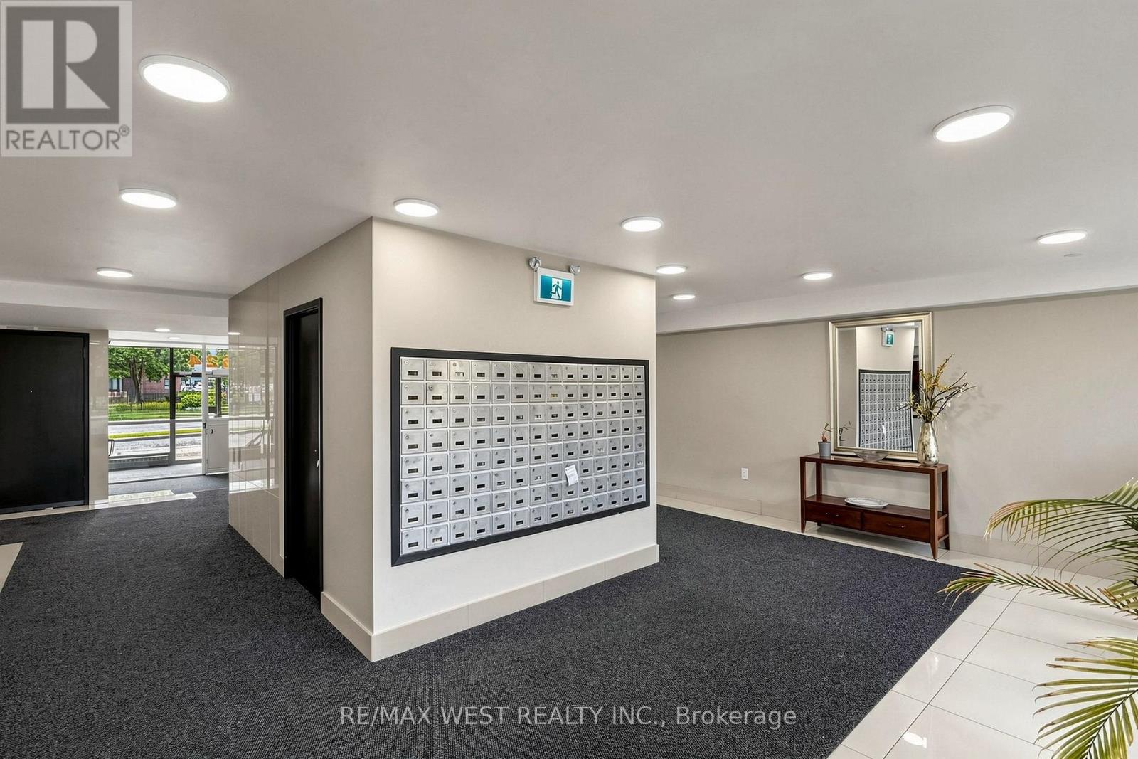 105 - 1624 Bloor Street, Mississauga, Ontario  L4X 2S2 - Photo 6 - W13700198