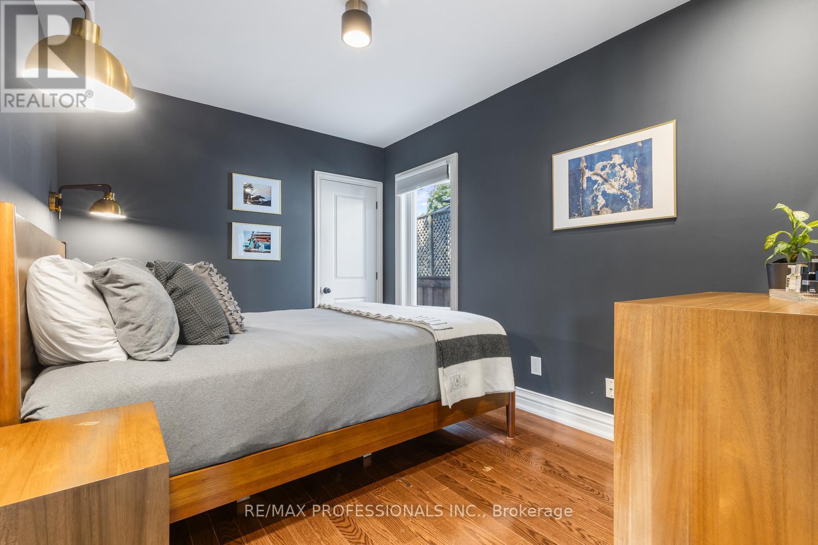 869 First Street, Mississauga, Ontario  L5E 1A6 - Photo 13 - W13700202