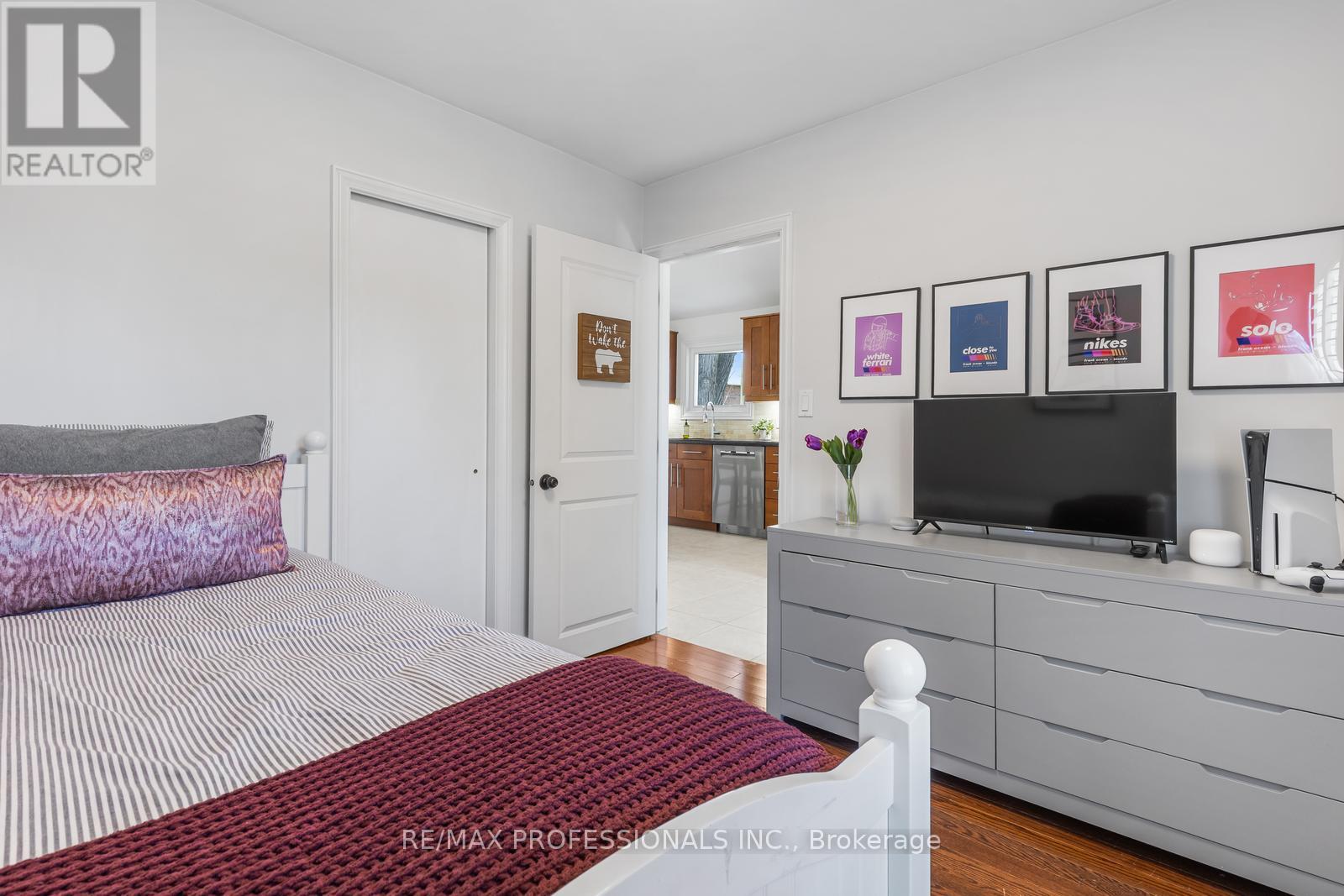 869 First Street, Mississauga, Ontario  L5E 1A6 - Photo 20 - W13700202
