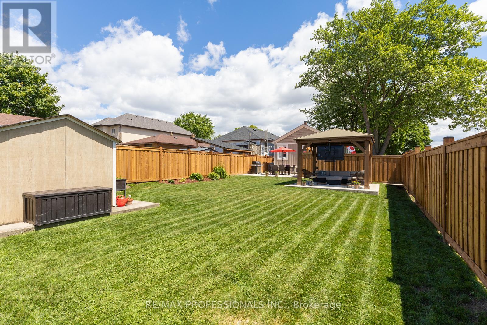 869 First Street, Mississauga, Ontario  L5E 1A6 - Photo 30 - W13700202