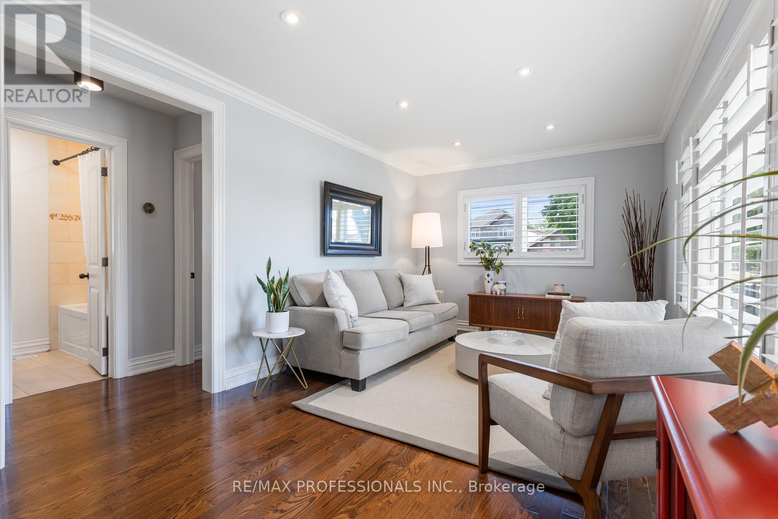 869 First Street, Mississauga, Ontario  L5E 1A6 - Photo 6 - W13700202