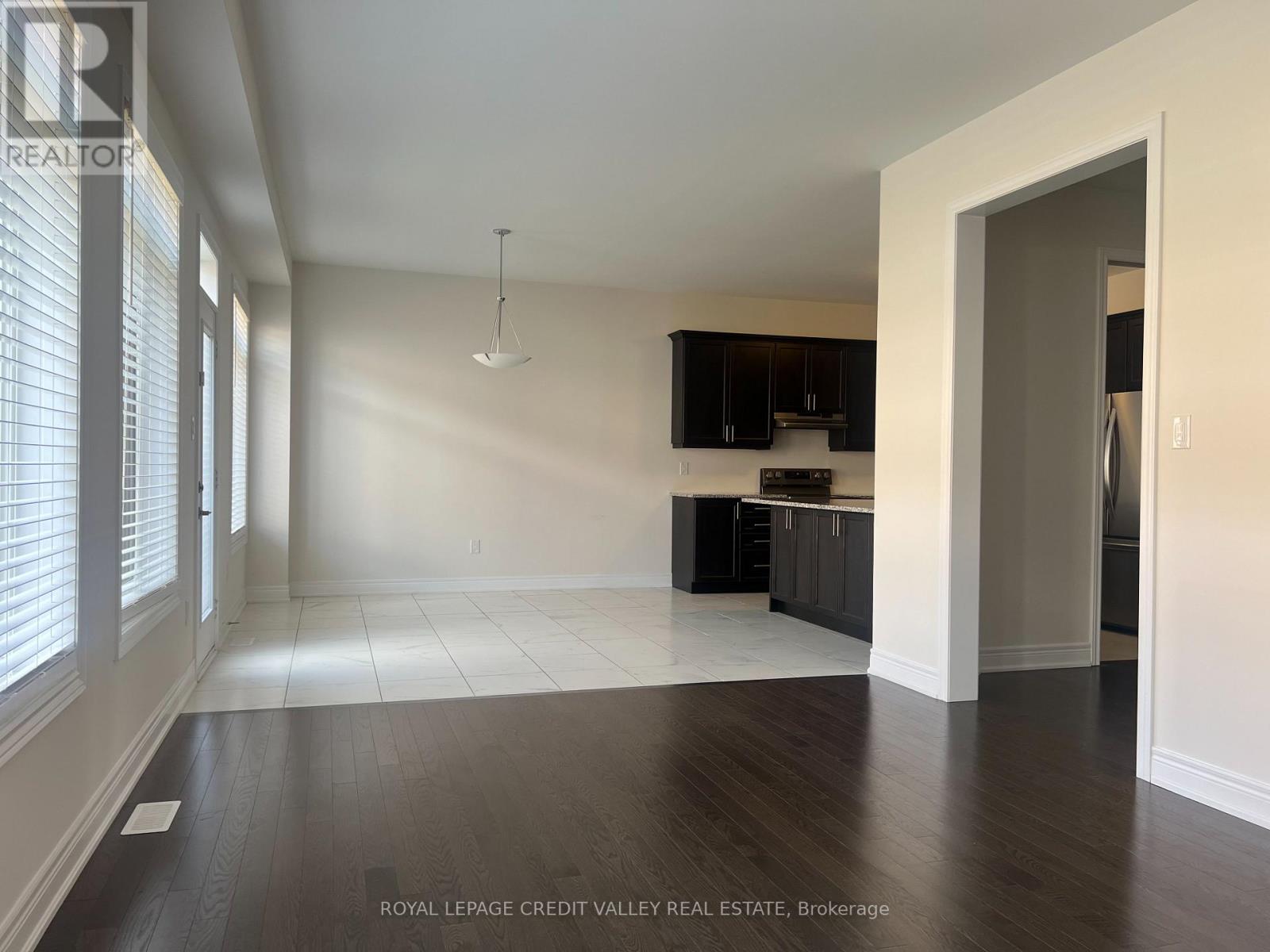 45 Kessler Drive, Brampton, Ontario L6R 4E7 - Photo 10 - W13700210