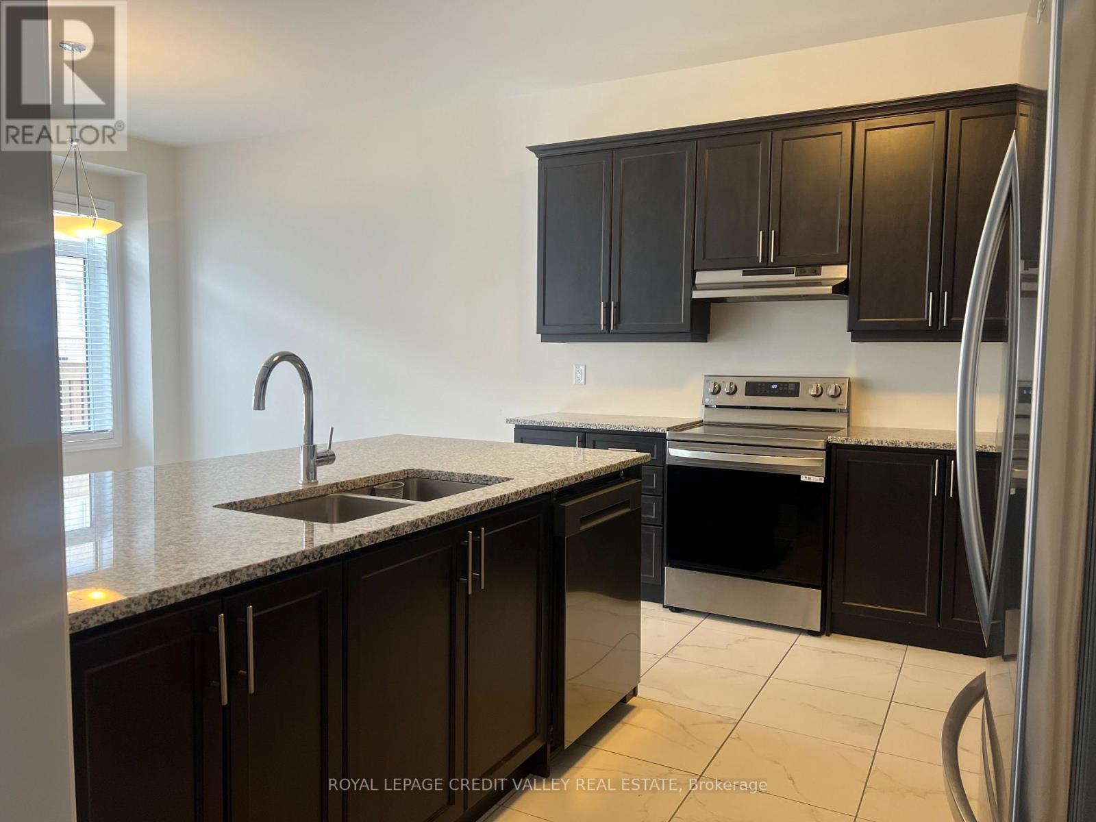 45 Kessler Drive, Brampton, Ontario L6R 4E7 - Photo 13 - W13700210
