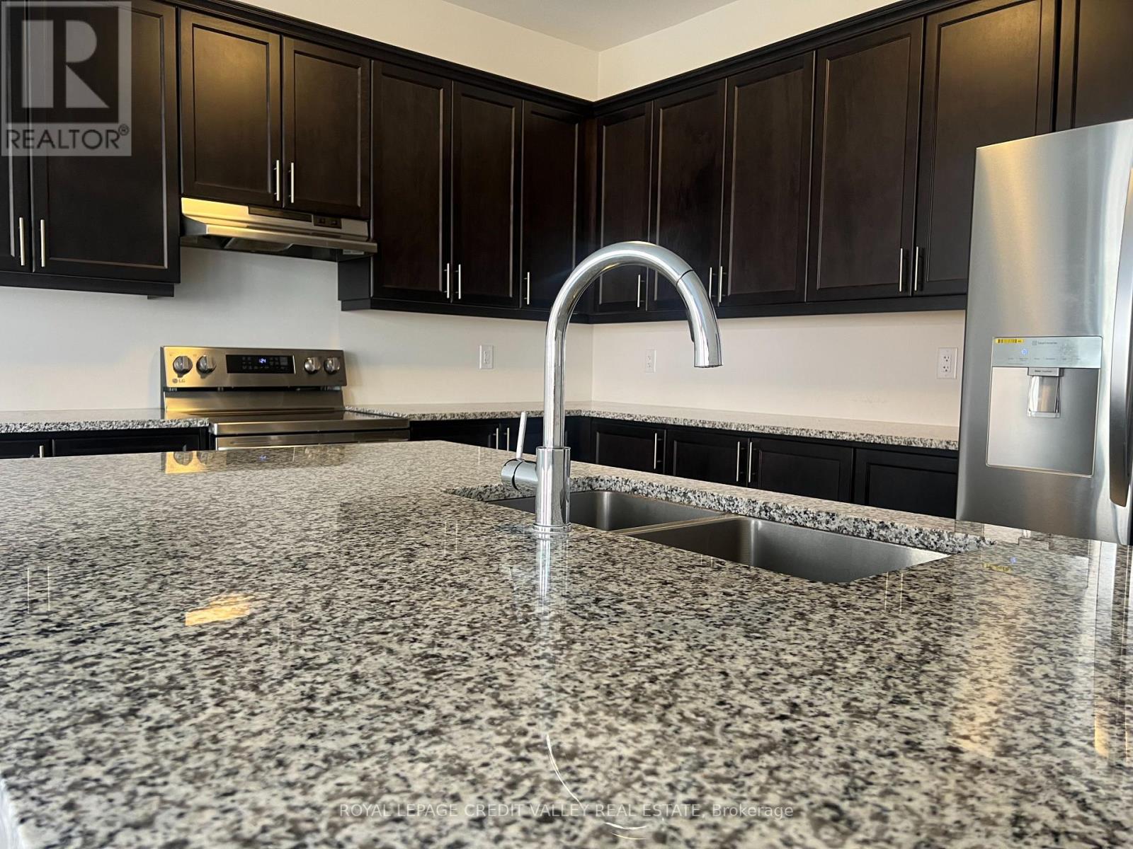 45 Kessler Drive, Brampton, Ontario L6R 4E7 - Photo 14 - W13700210