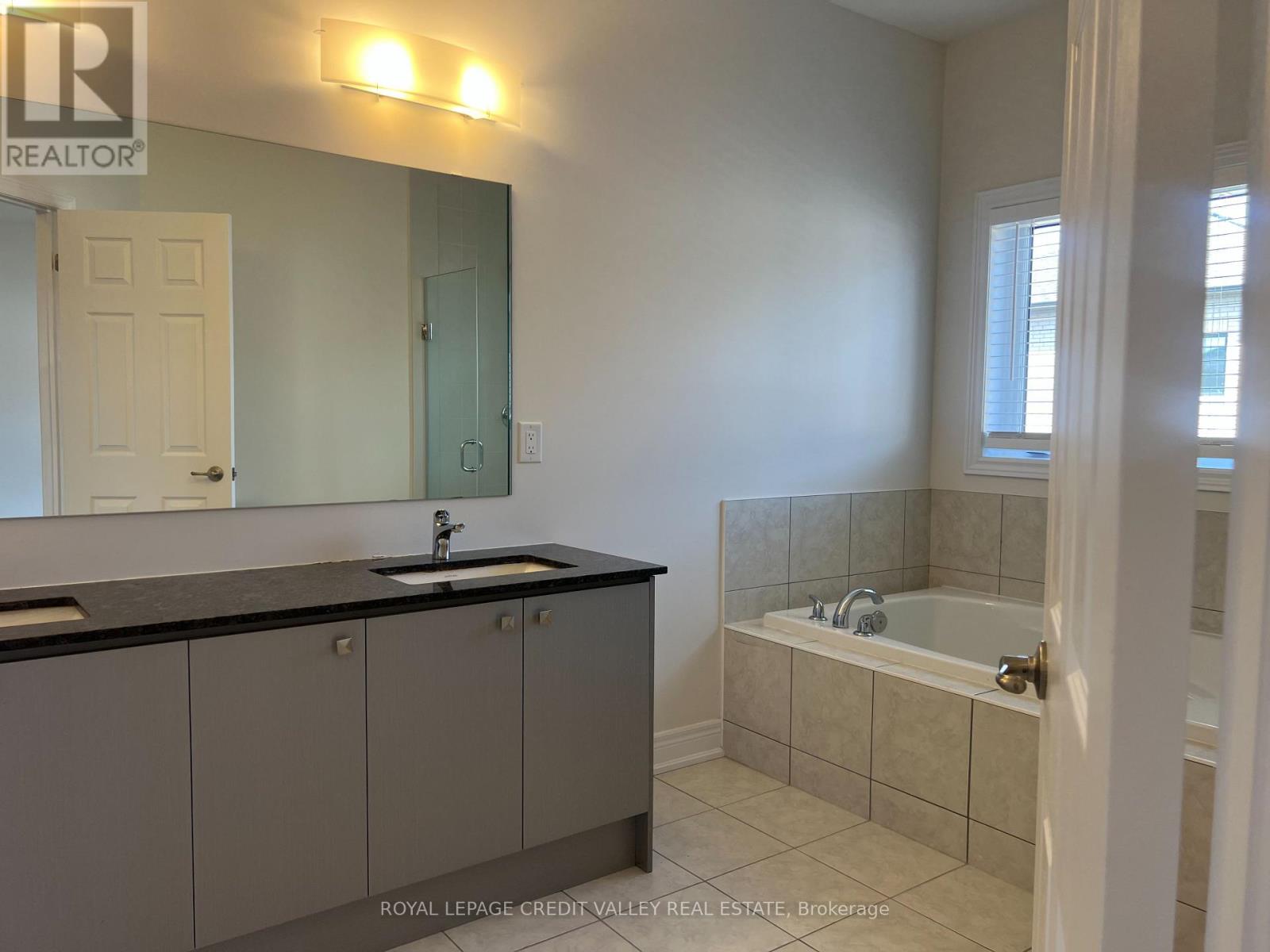 45 Kessler Drive, Brampton, Ontario L6R 4E7 - Photo 21 - W13700210