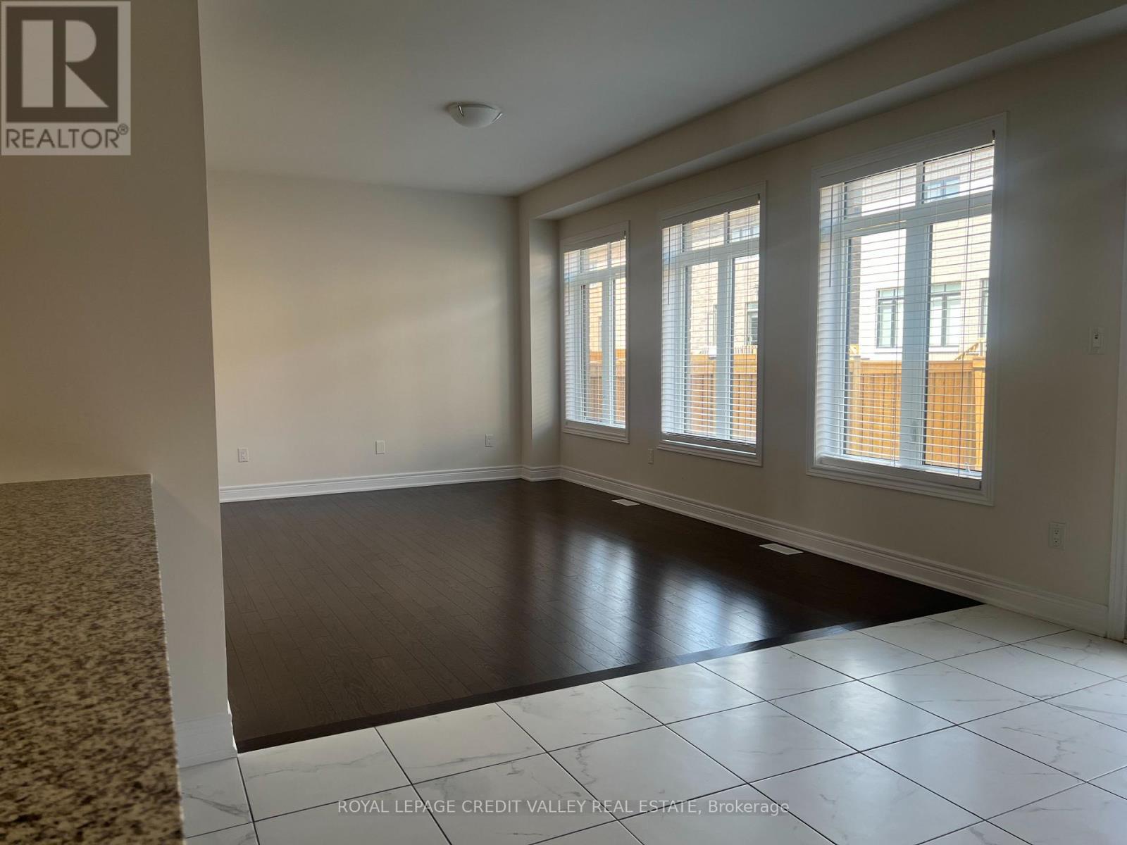 45 Kessler Drive, Brampton, Ontario L6R 4E7 - Photo 7 - W13700210