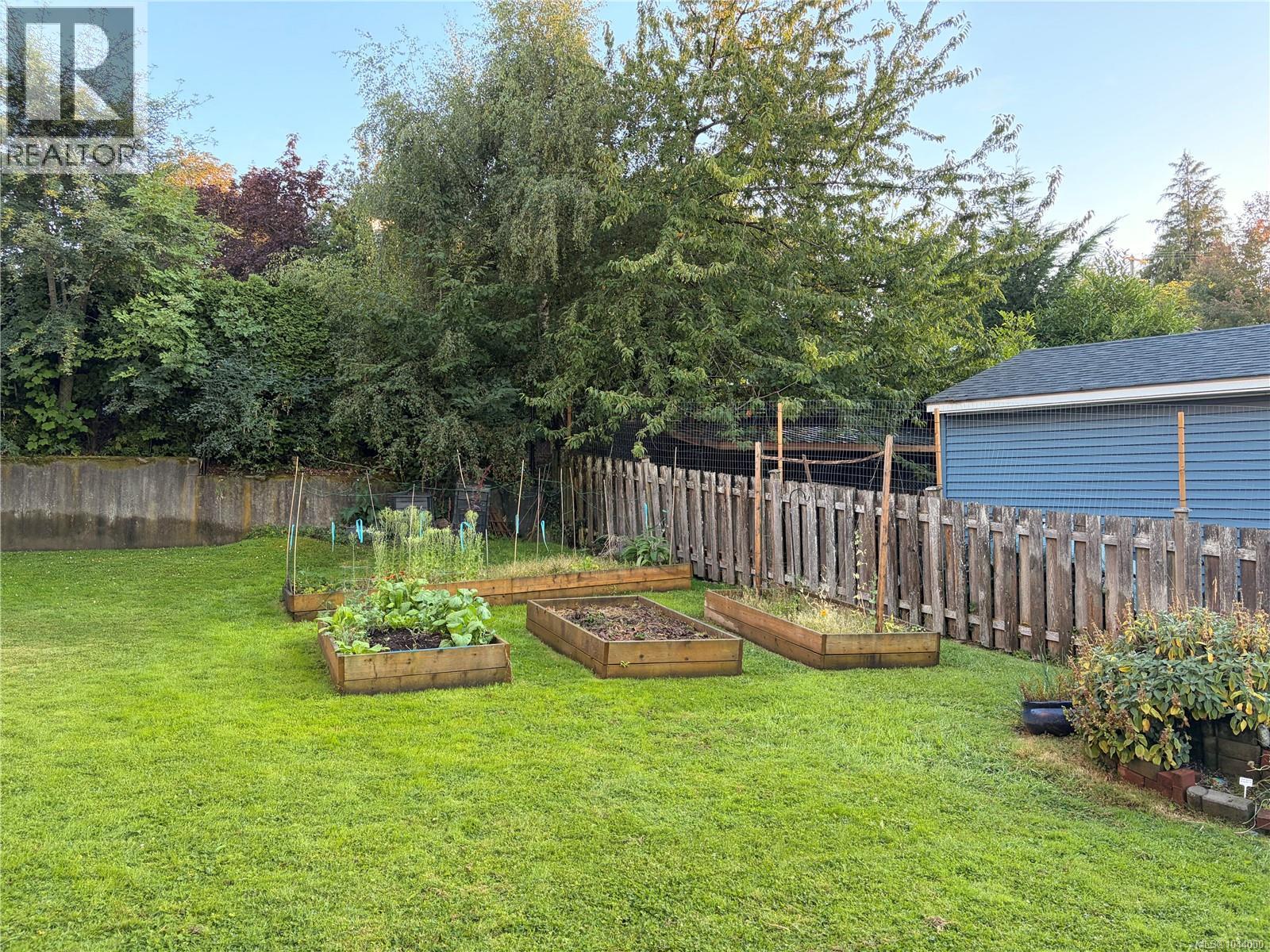 301 3252 Glasgow Ave, Saanich, British Columbia  V8X 1M2 - Photo 23 - 1044000