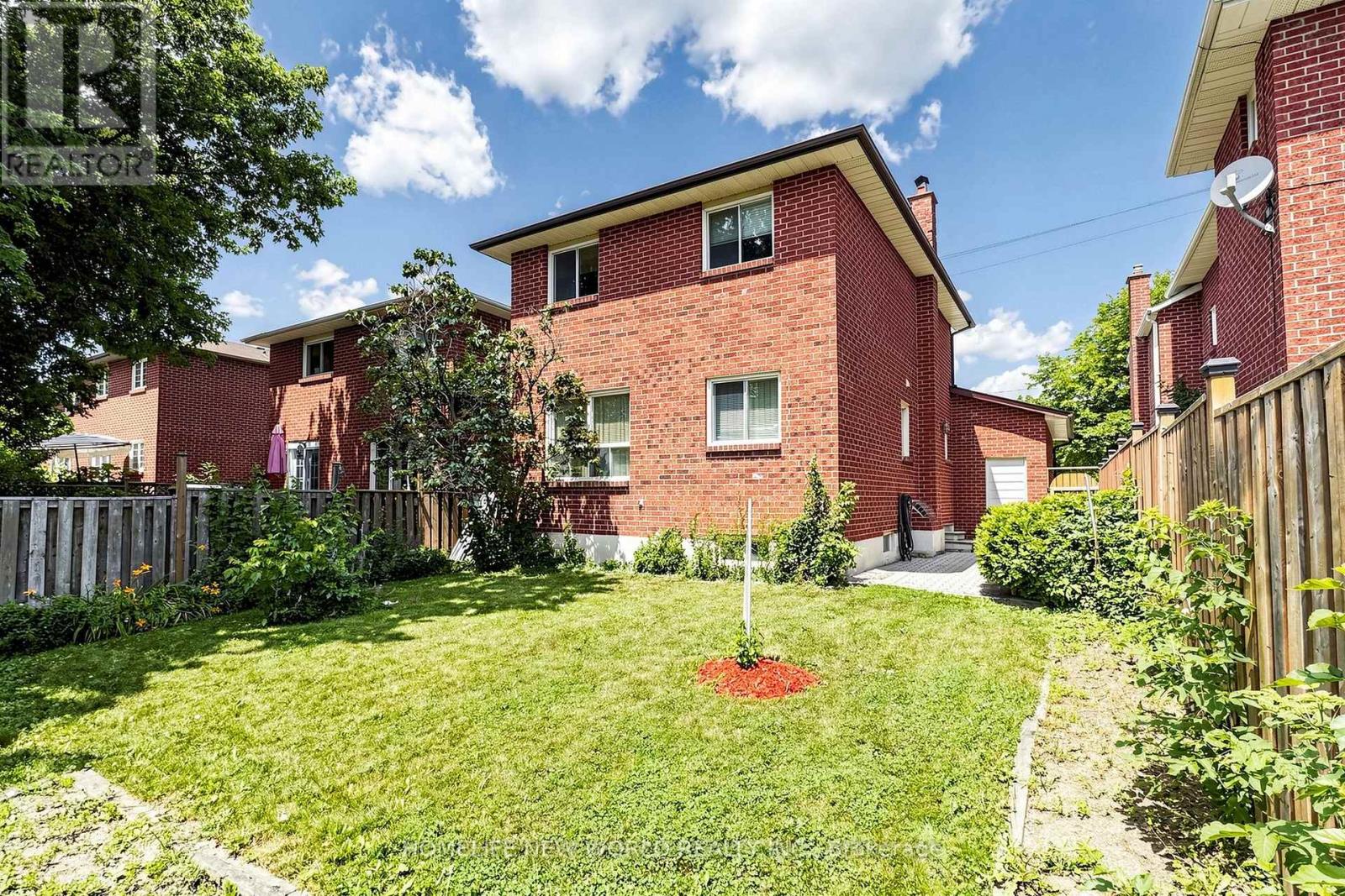 134 Crosby Avenue, Richmond Hill, Ontario  L4C 9N5 - Photo 37 - N13698694