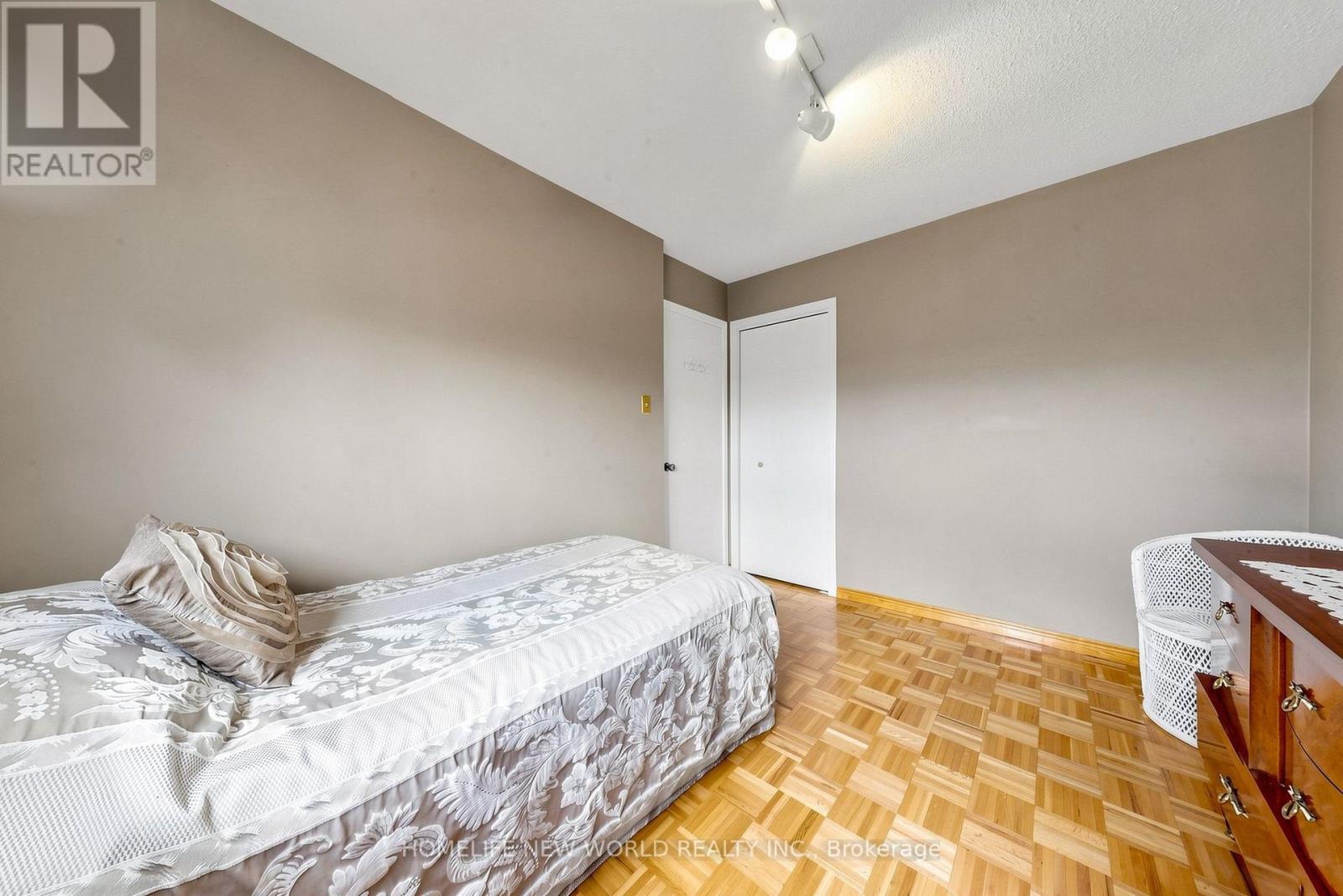 134 Crosby Avenue, Richmond Hill, Ontario  L4C 9N5 - Photo 25 - N13698694