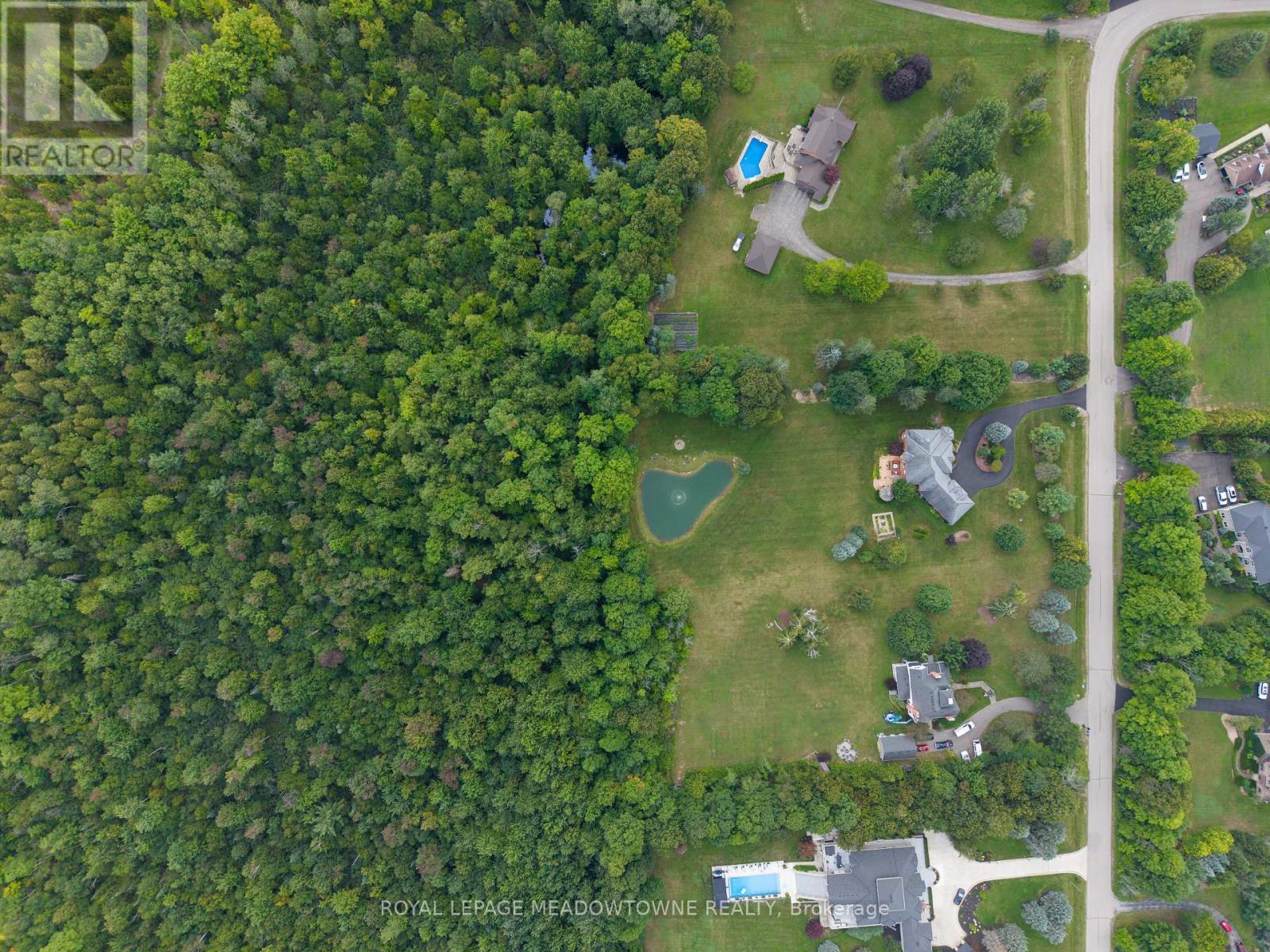4215 Ennisclare Drive, Milton, Ontario  N0B 2K0 - Photo 37 - W13698120