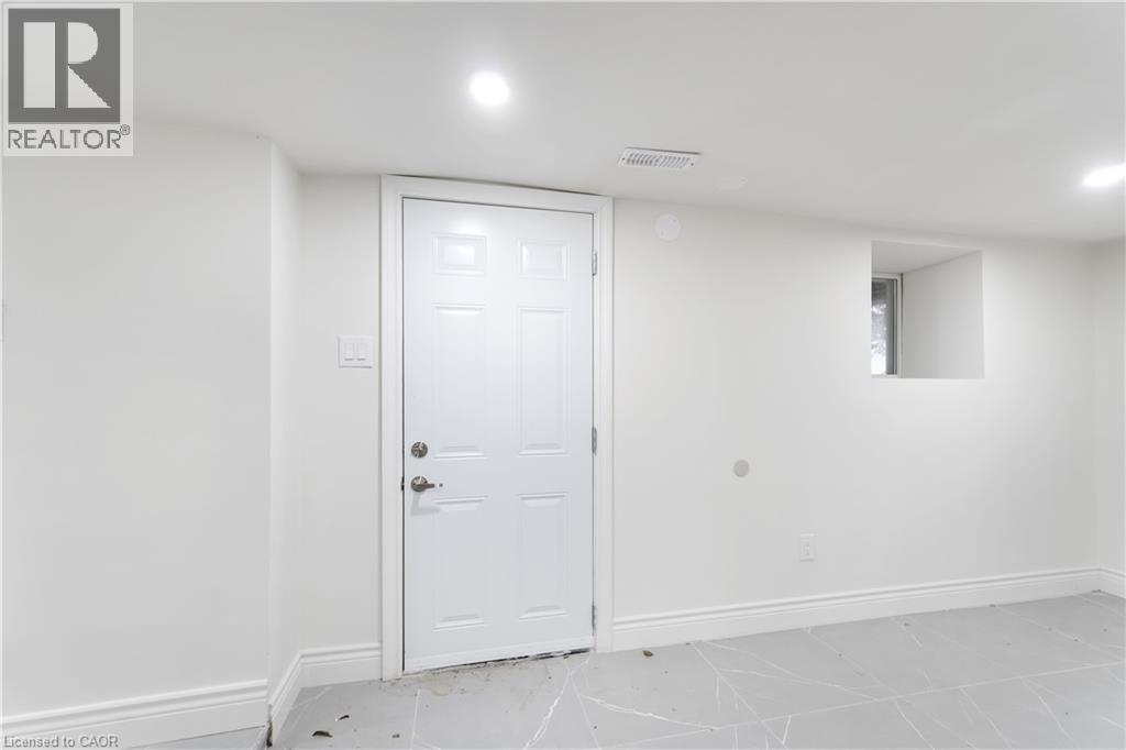 18 Mountain Street Unit# 3, Grimsby, Ontario  L3M 3J8 - Photo 14 - 40857512
