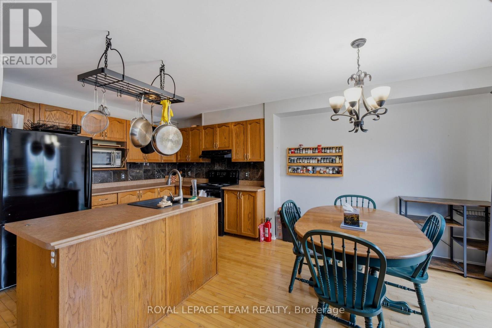 25 Oldfield Street, Ottawa, Ontario  K2G 6S8 - Photo 13 - X13699902