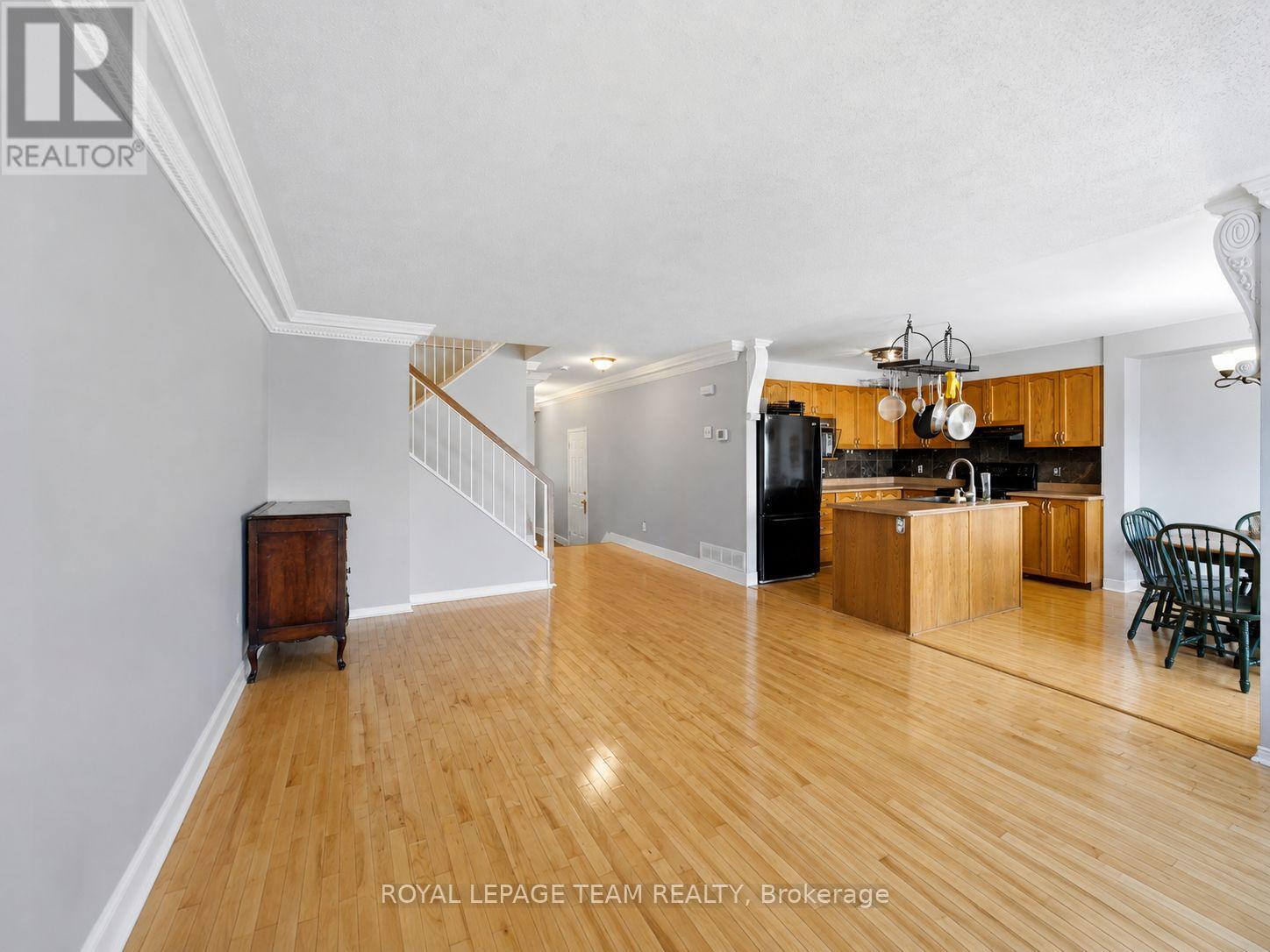 25 Oldfield Street, Ottawa, Ontario  K2G 6S8 - Photo 9 - X13699902