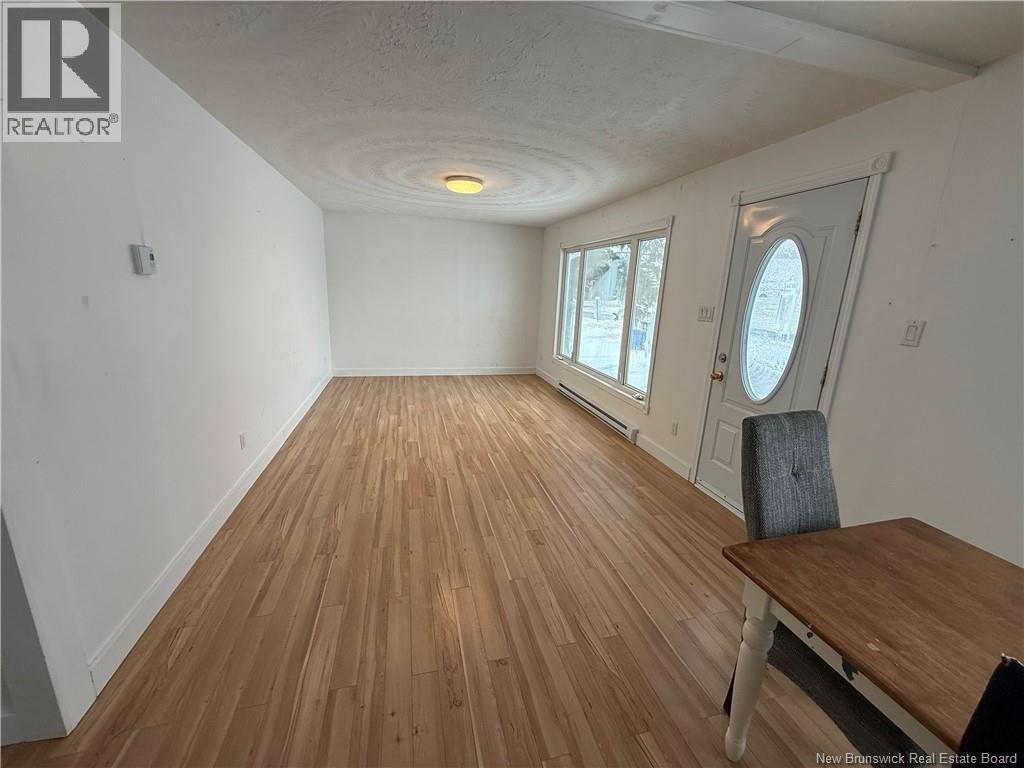 2938 Rue Chiasson, Bas-Caraquet, New Brunswick  E1W 5V7 - Photo 15 - NB135285