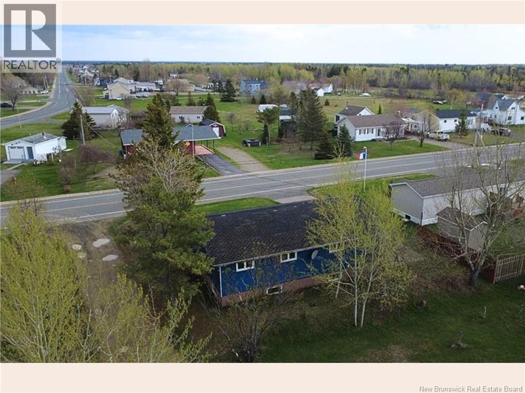 2938 Rue Chiasson, Bas-Caraquet, New Brunswick  E1W 5V7 - Photo 4 - NB135285