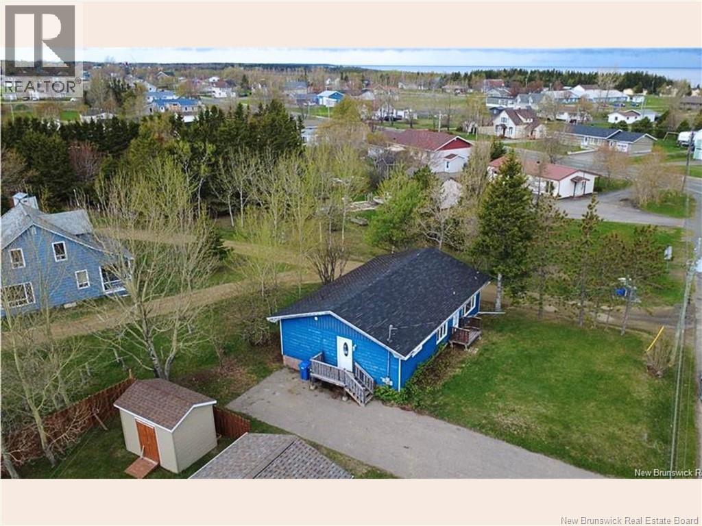 2938 Rue Chiasson, Bas-Caraquet, New Brunswick  E1W 5V7 - Photo 2 - NB135285
