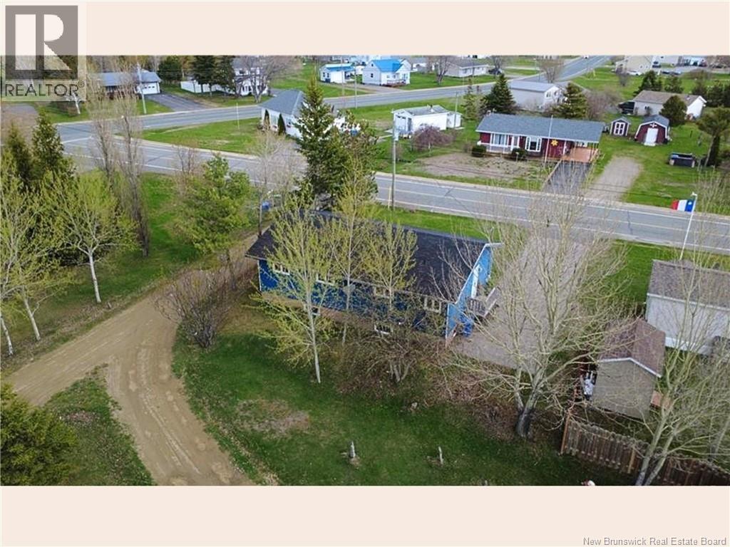 2938 Rue Chiasson, Bas-Caraquet, New Brunswick  E1W 5V7 - Photo 3 - NB135285