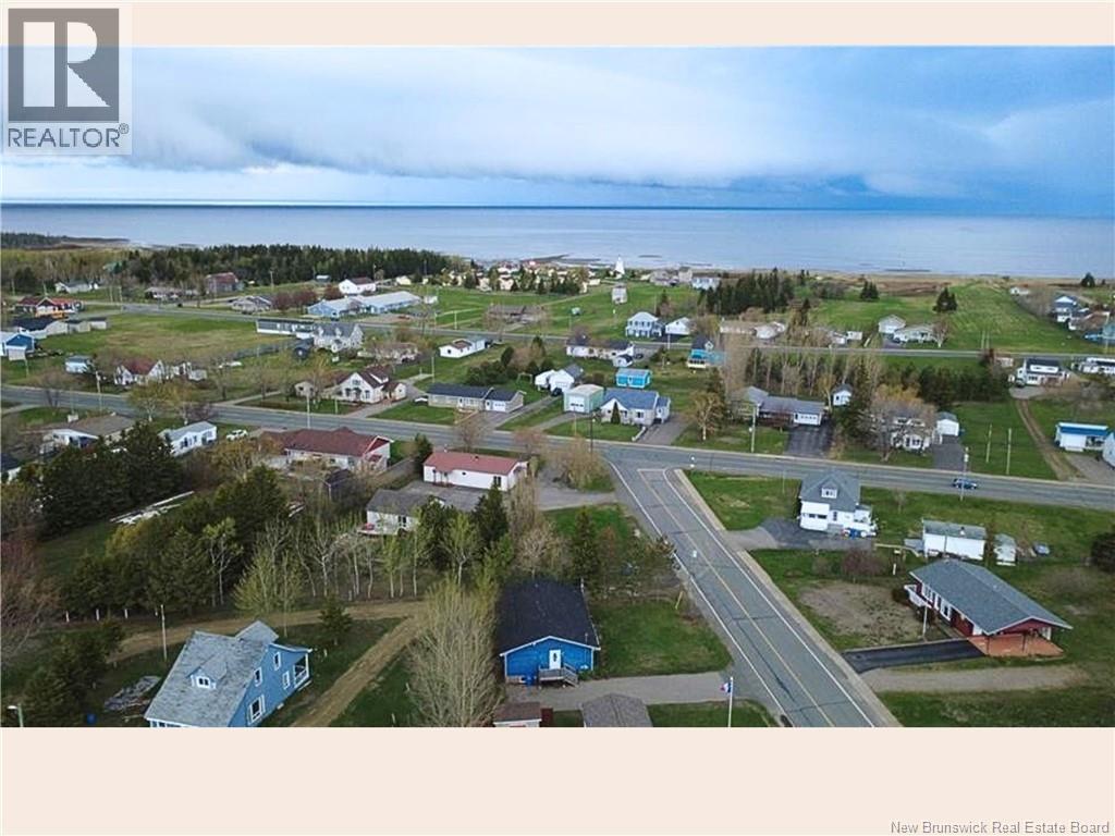 2938 Rue Chiasson, Bas-Caraquet, New Brunswick  E1W 5V7 - Photo 5 - NB135285
