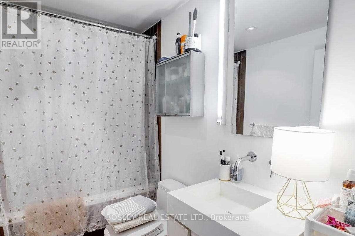 910 - 25 Oxley Street, Toronto, Ontario  M5V 2J5 - Photo 11 - C13699806