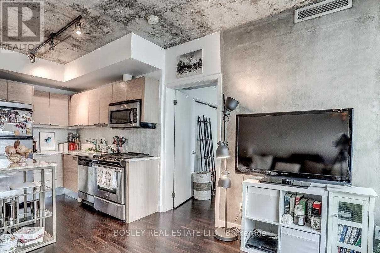 910 - 25 Oxley Street, Toronto, Ontario  M5V 2J5 - Photo 4 - C13699806