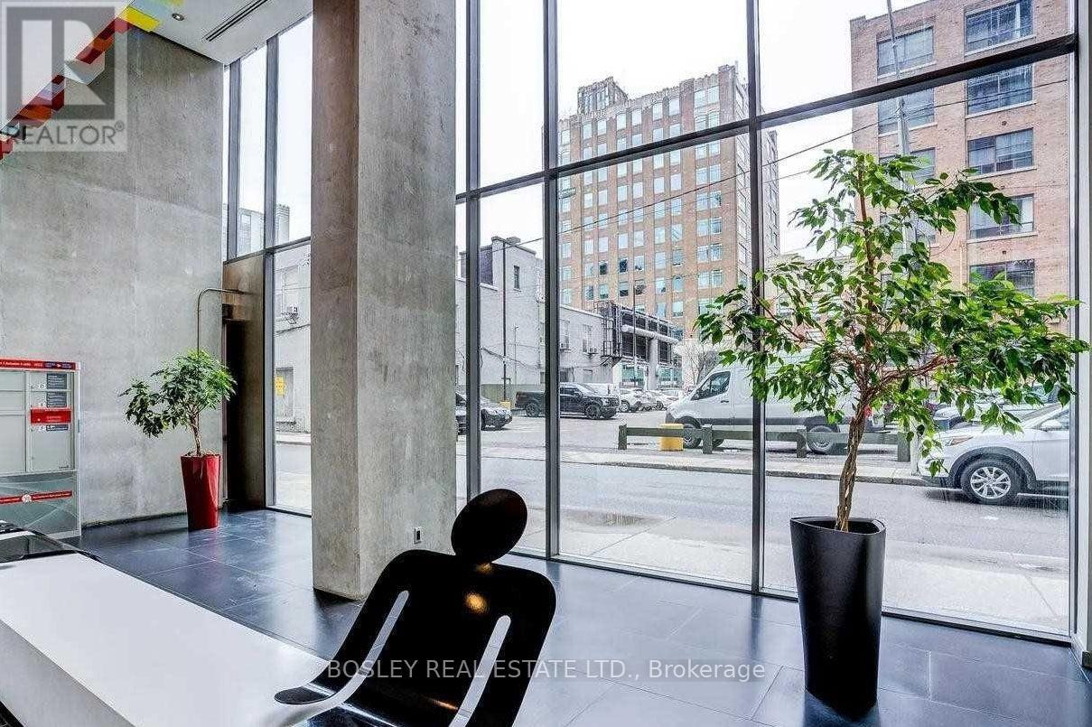910 - 25 Oxley Street, Toronto, Ontario  M5V 2J5 - Photo 16 - C13699806